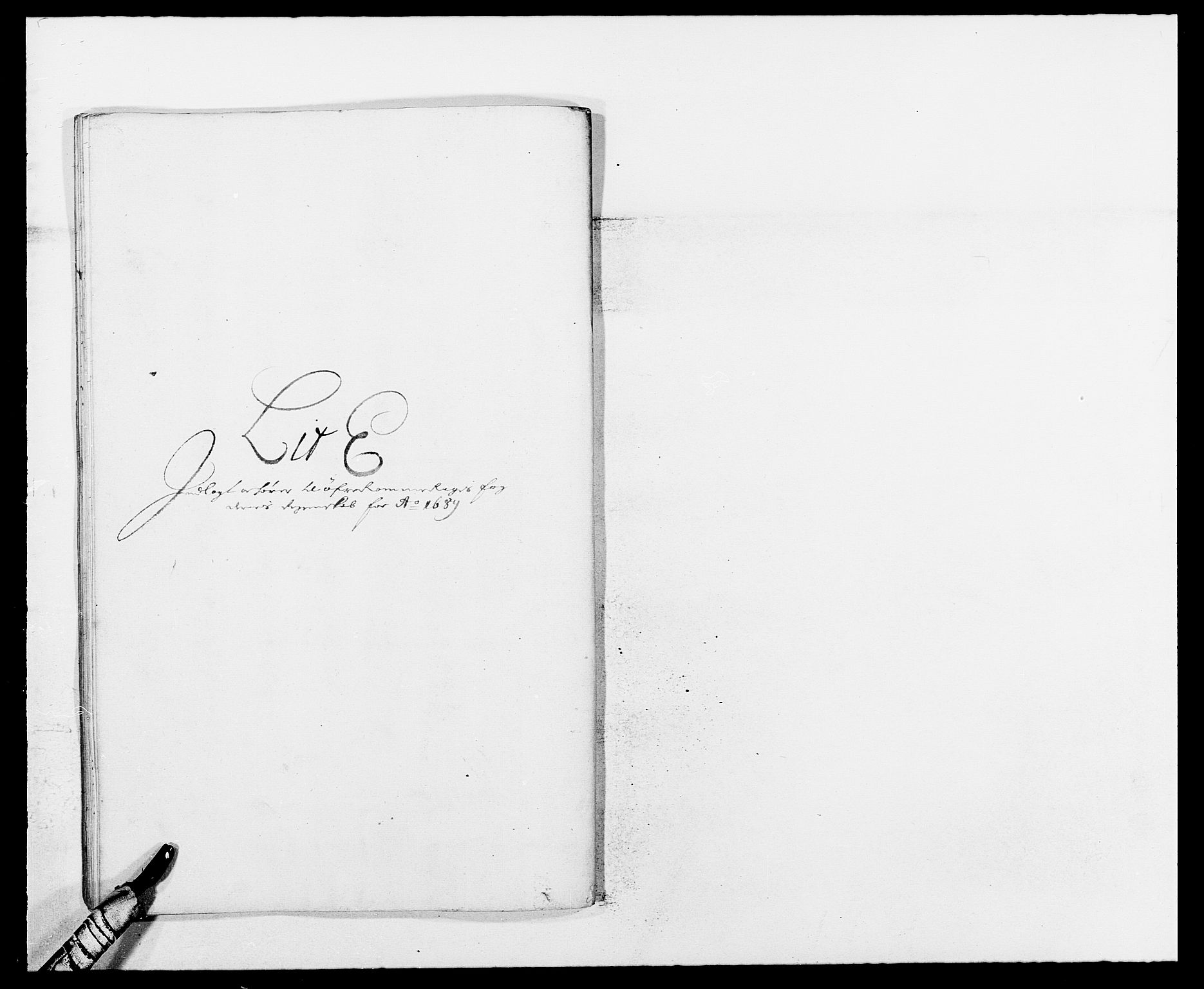 Rentekammeret inntil 1814, Reviderte regnskaper, Fogderegnskap, RA/EA-4092/R12/L0701: Fogderegnskap Øvre Romerike, 1689, p. 178