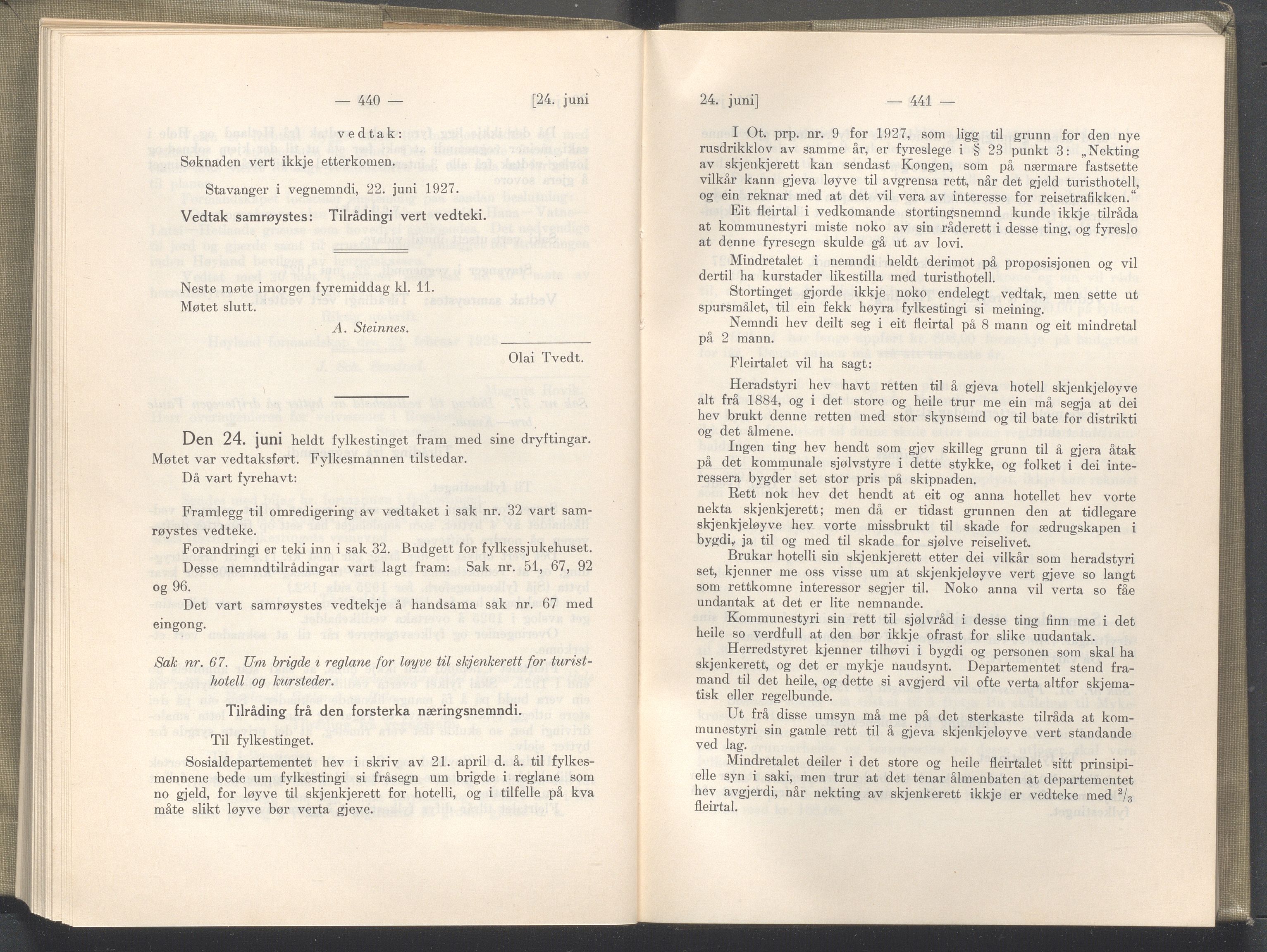 Rogaland fylkeskommune - Fylkesrådmannen , IKAR/A-900/A/Aa/Aaa/L0046: Møtebok , 1927, p. 440-441