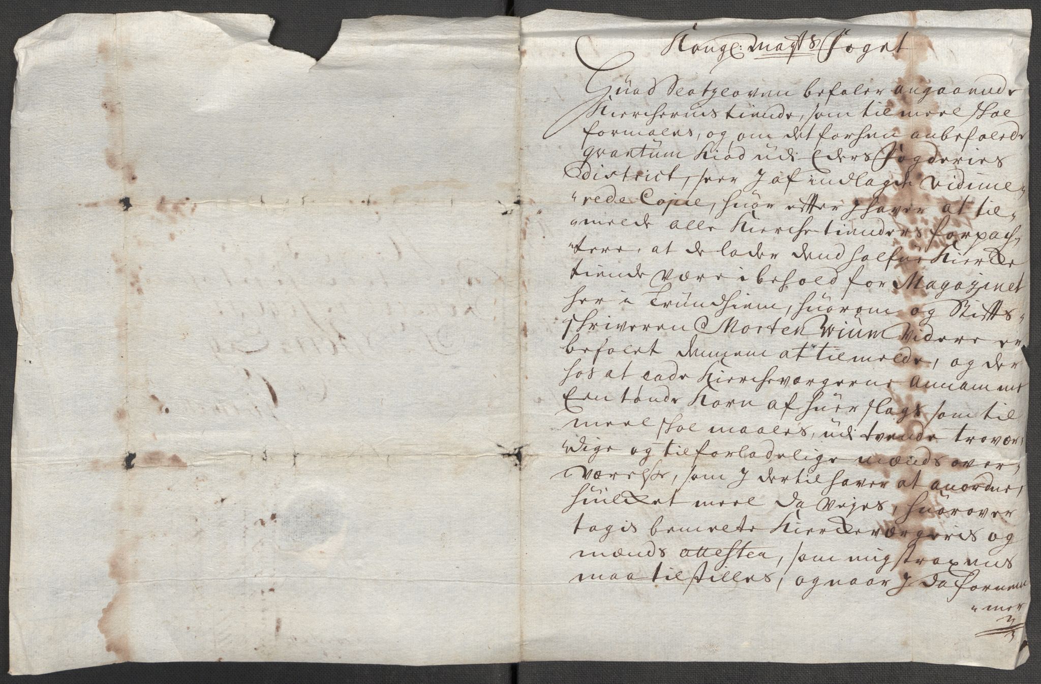 Rentekammeret inntil 1814, Reviderte regnskaper, Fogderegnskap, AV/RA-EA-4092/R55/L3662: Fogderegnskap Romsdal, 1713-1714, p. 588