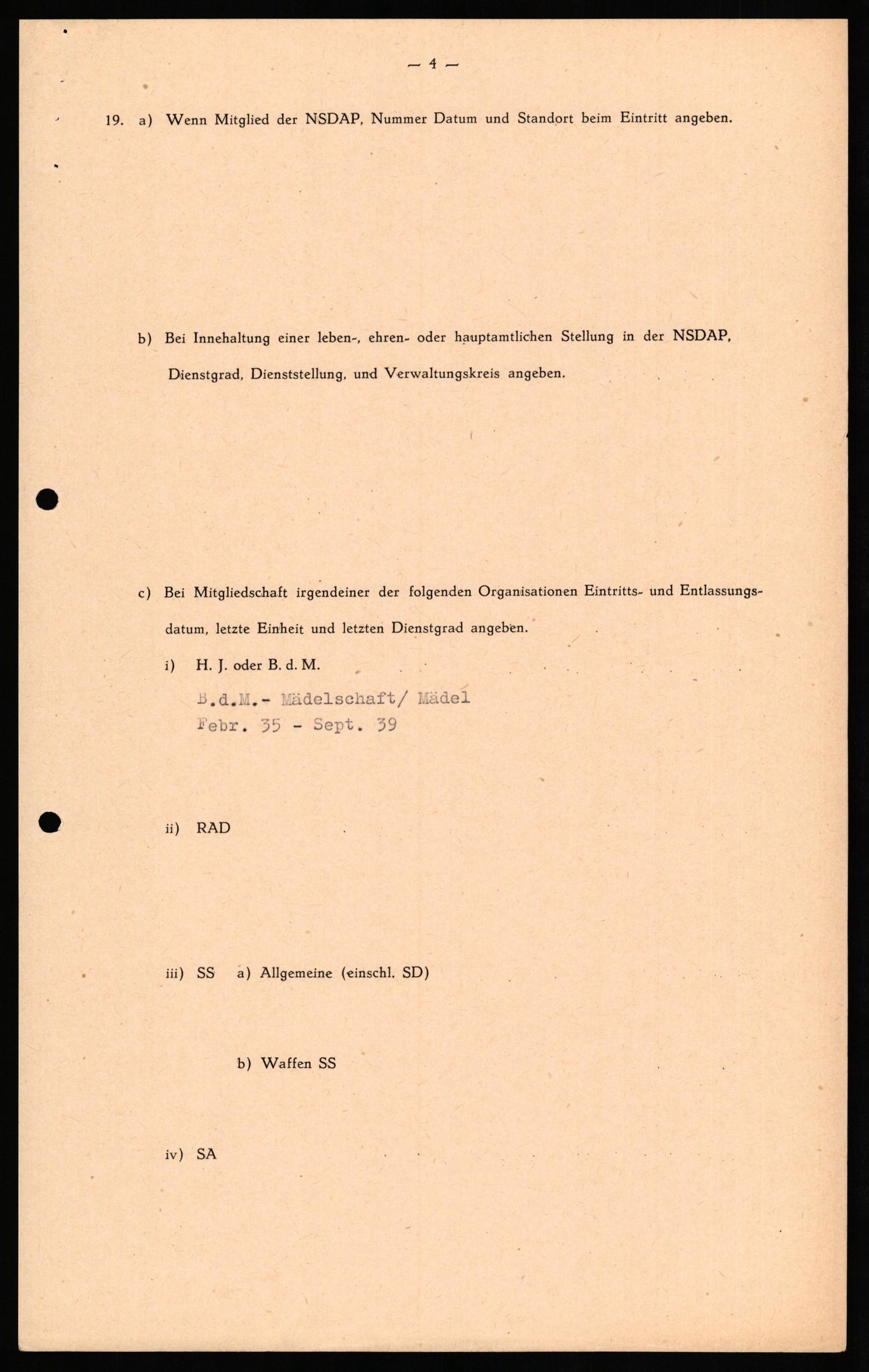 Forsvaret, Forsvarets overkommando II, RA/RAFA-3915/D/Db/L0029: CI Questionaires. Tyske okkupasjonsstyrker i Norge. Tyskere., 1945-1946, p. 396
