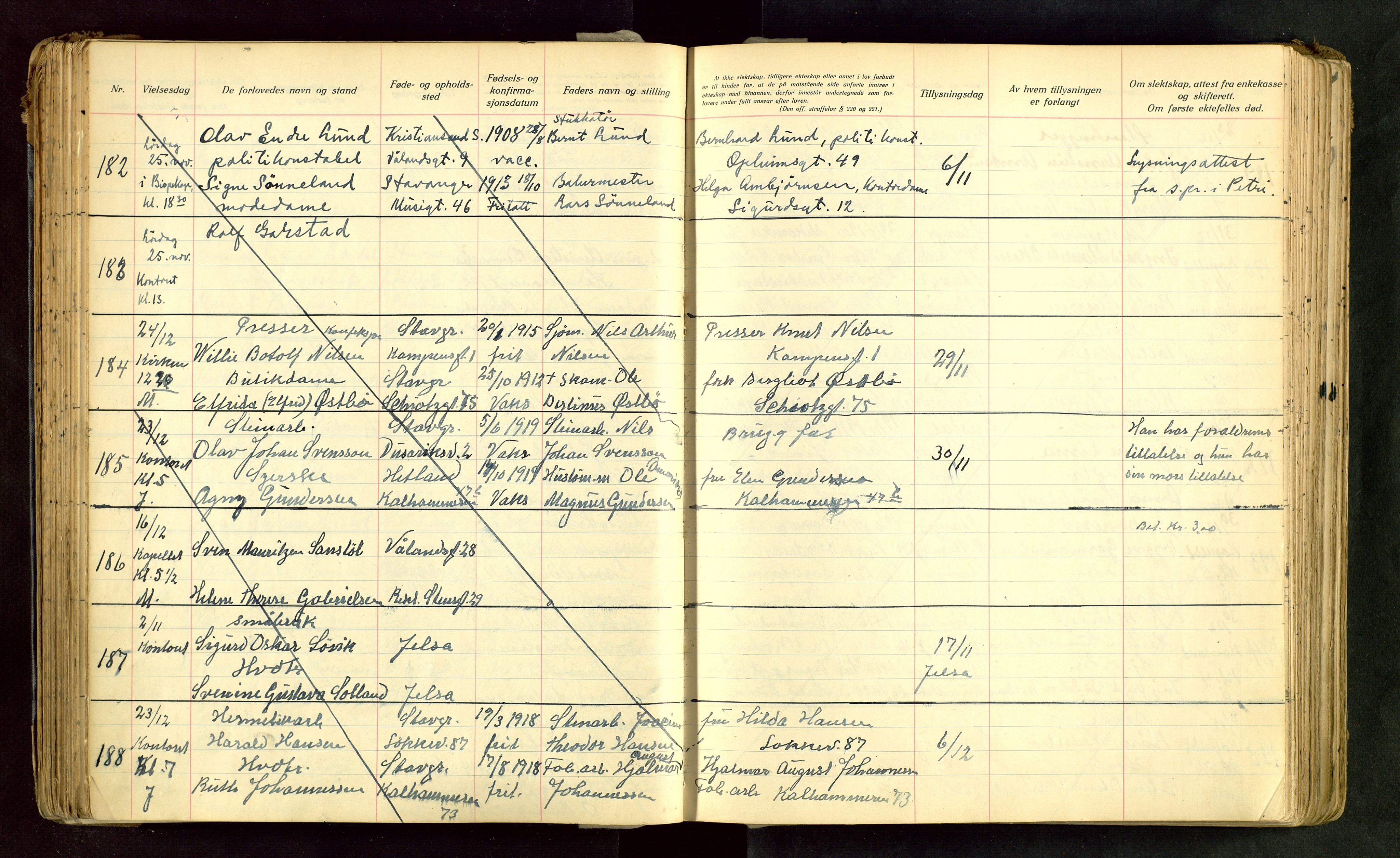 Domkirken sokneprestkontor, AV/SAST-A-101812/001/70/705BA/L0008: Banns register no. 8, 1936-1956