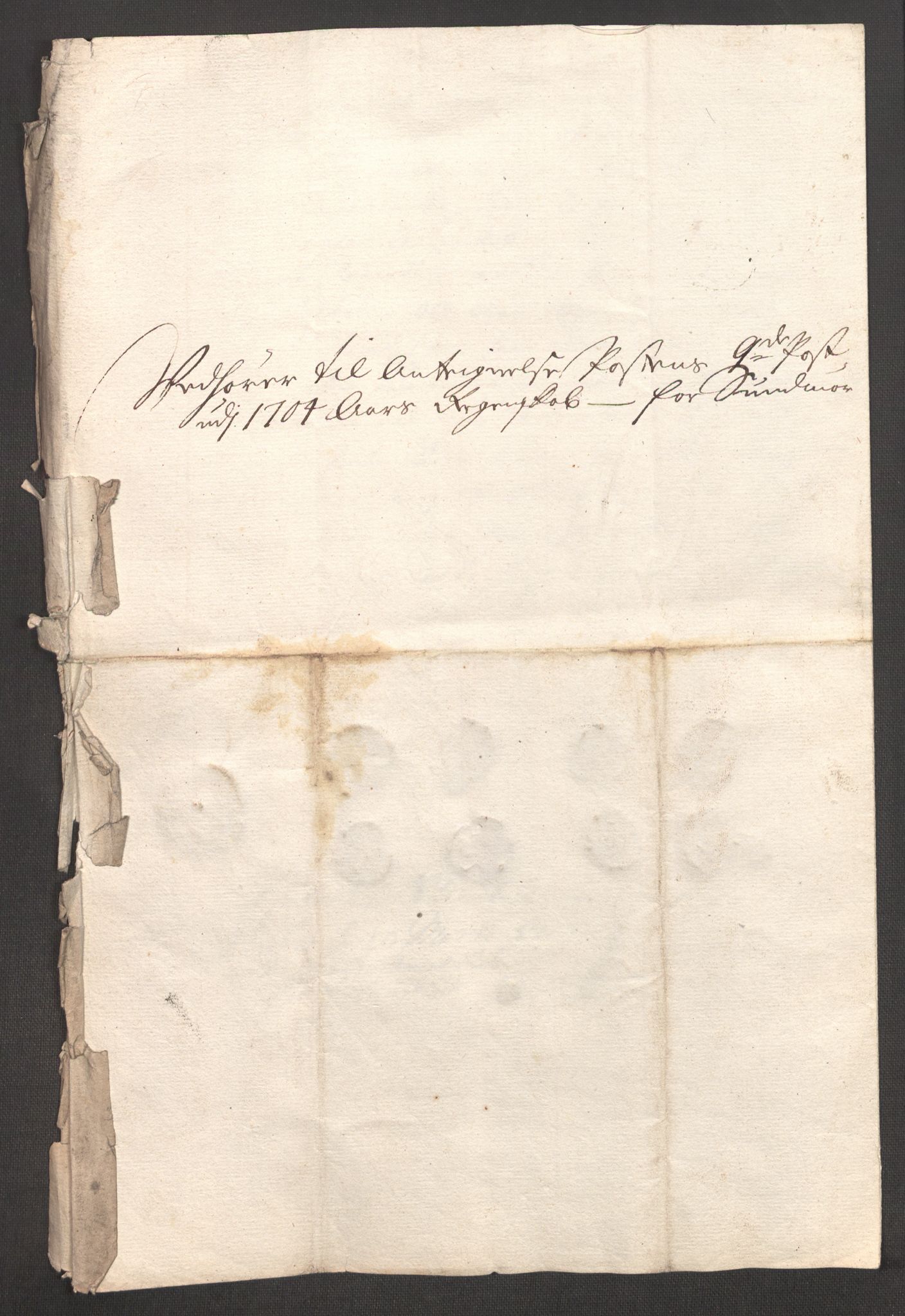 Rentekammeret inntil 1814, Reviderte regnskaper, Fogderegnskap, RA/EA-4092/R54/L3560: Fogderegnskap Sunnmøre, 1704-1705, p. 259