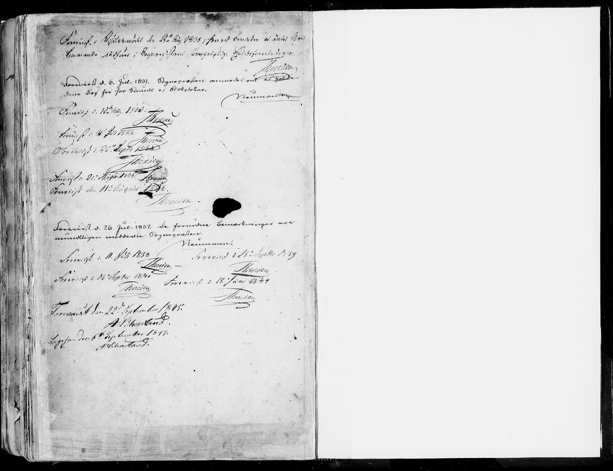 Ministerialprotokoller, klokkerbøker og fødselsregistre - Møre og Romsdal, SAT/A-1454/515/L0208: Parish register (official) no. 515A04, 1830-1846