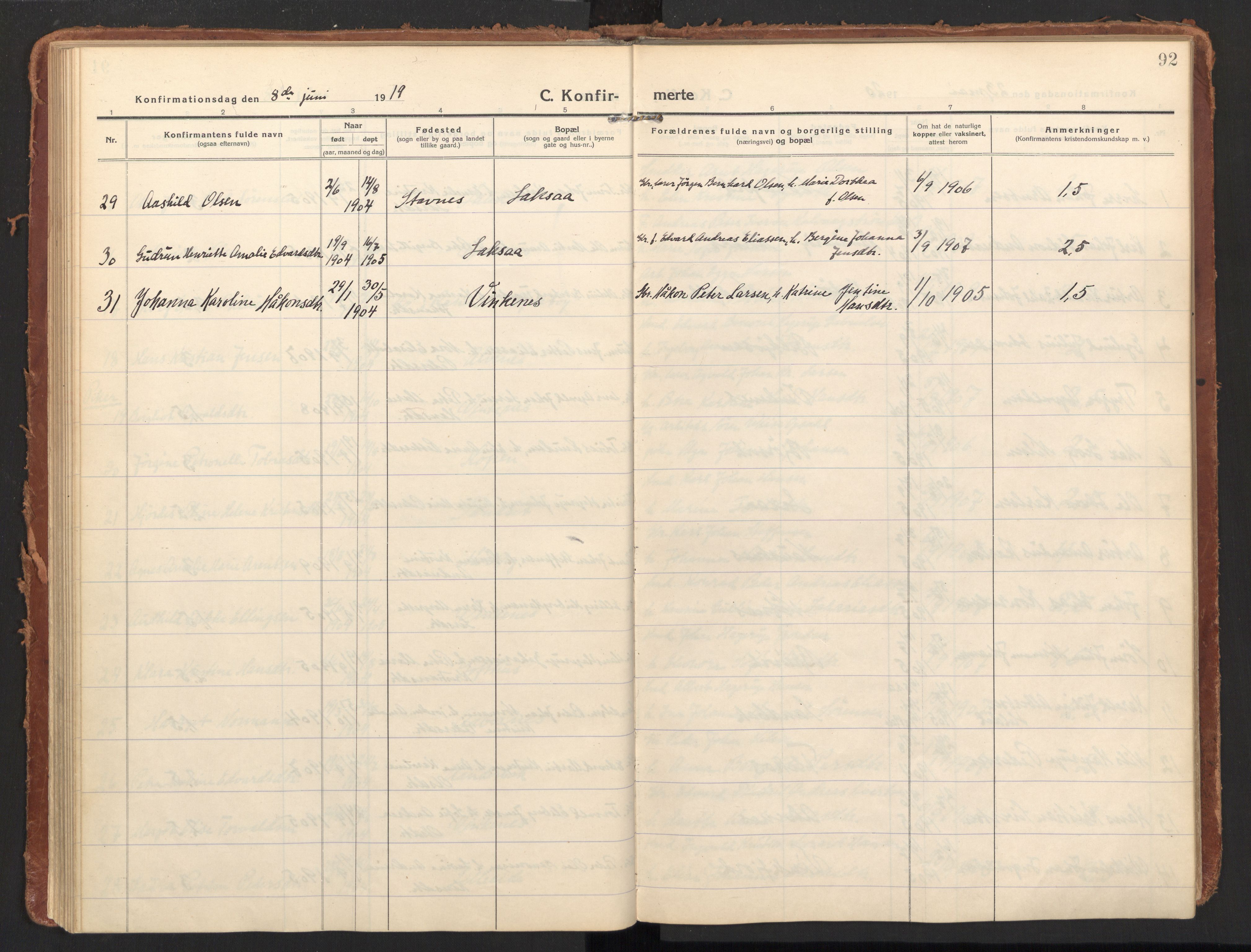 Ministerialprotokoller, klokkerbøker og fødselsregistre - Nordland, AV/SAT-A-1459/858/L0833: Parish register (official) no. 858A03, 1916-1934, p. 92