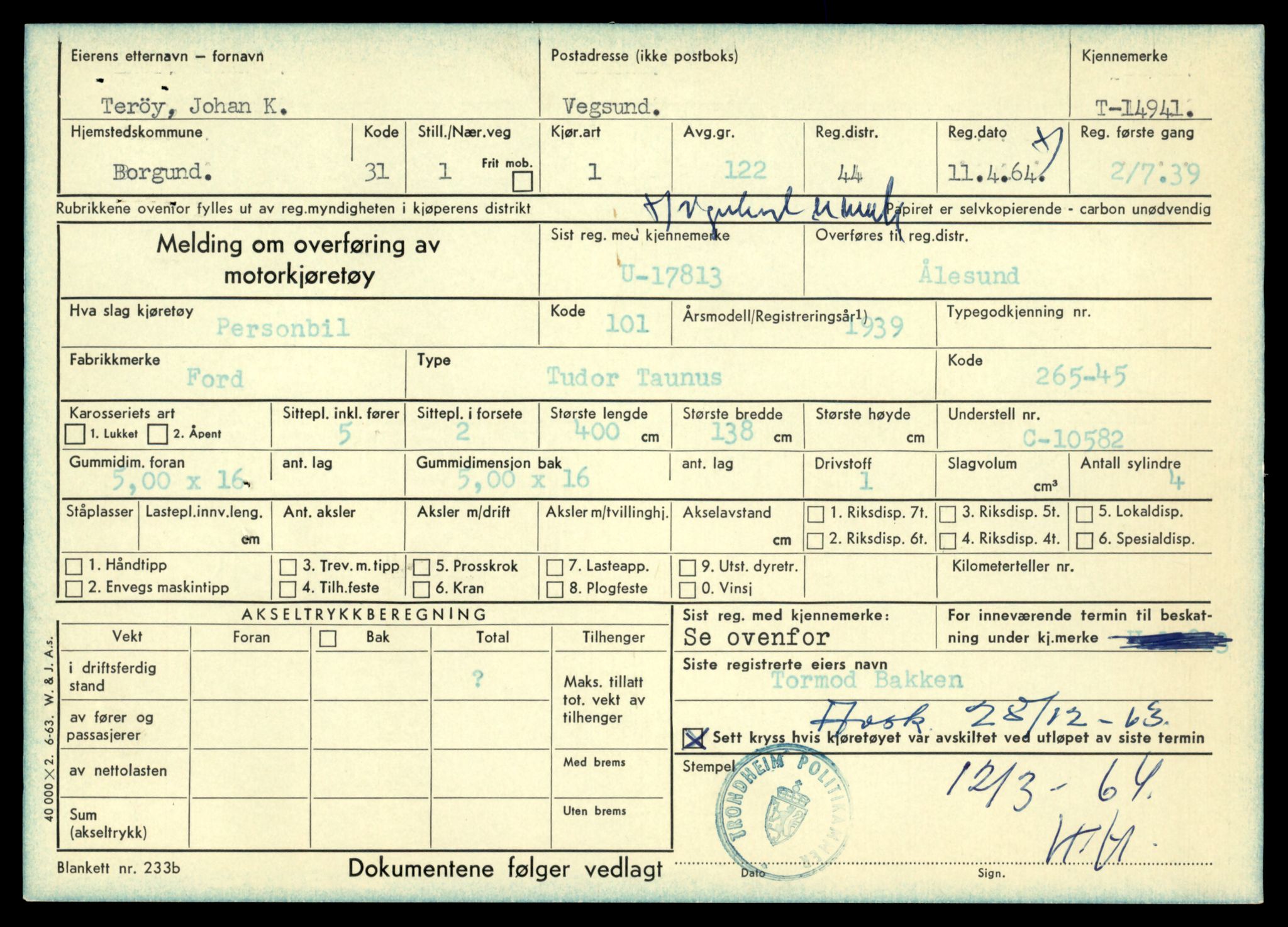 Møre og Romsdal vegkontor - Ålesund trafikkstasjon, AV/SAT-A-4099/F/Fe/L0049: Registreringskort for kjøretøy T 14864 - T 18613, 1927-1998, p. 1793