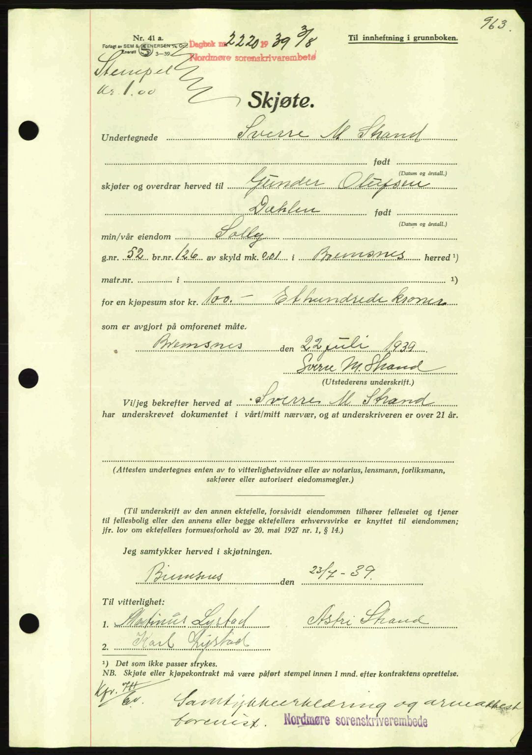 Nordmøre sorenskriveri, AV/SAT-A-4132/1/2/2Ca: Mortgage book no. A86, 1939-1939, Diary no: : 2220/1939