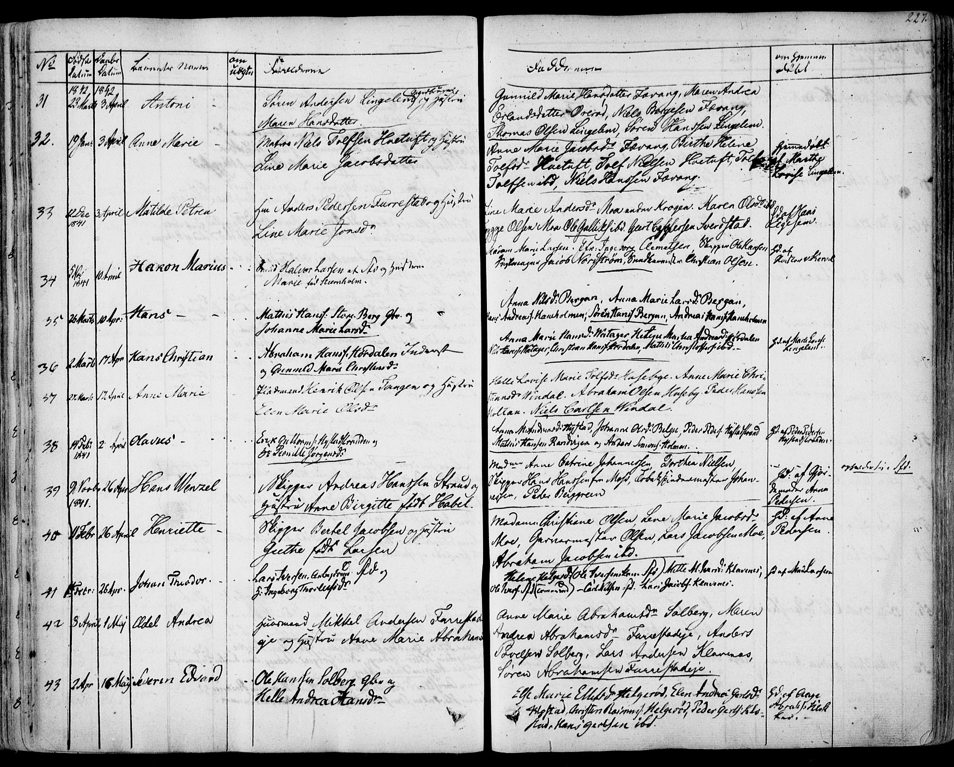 Sandar kirkebøker, SAKO/A-243/F/Fa/L0005: Parish register (official) no. 5, 1832-1847, p. 226-227