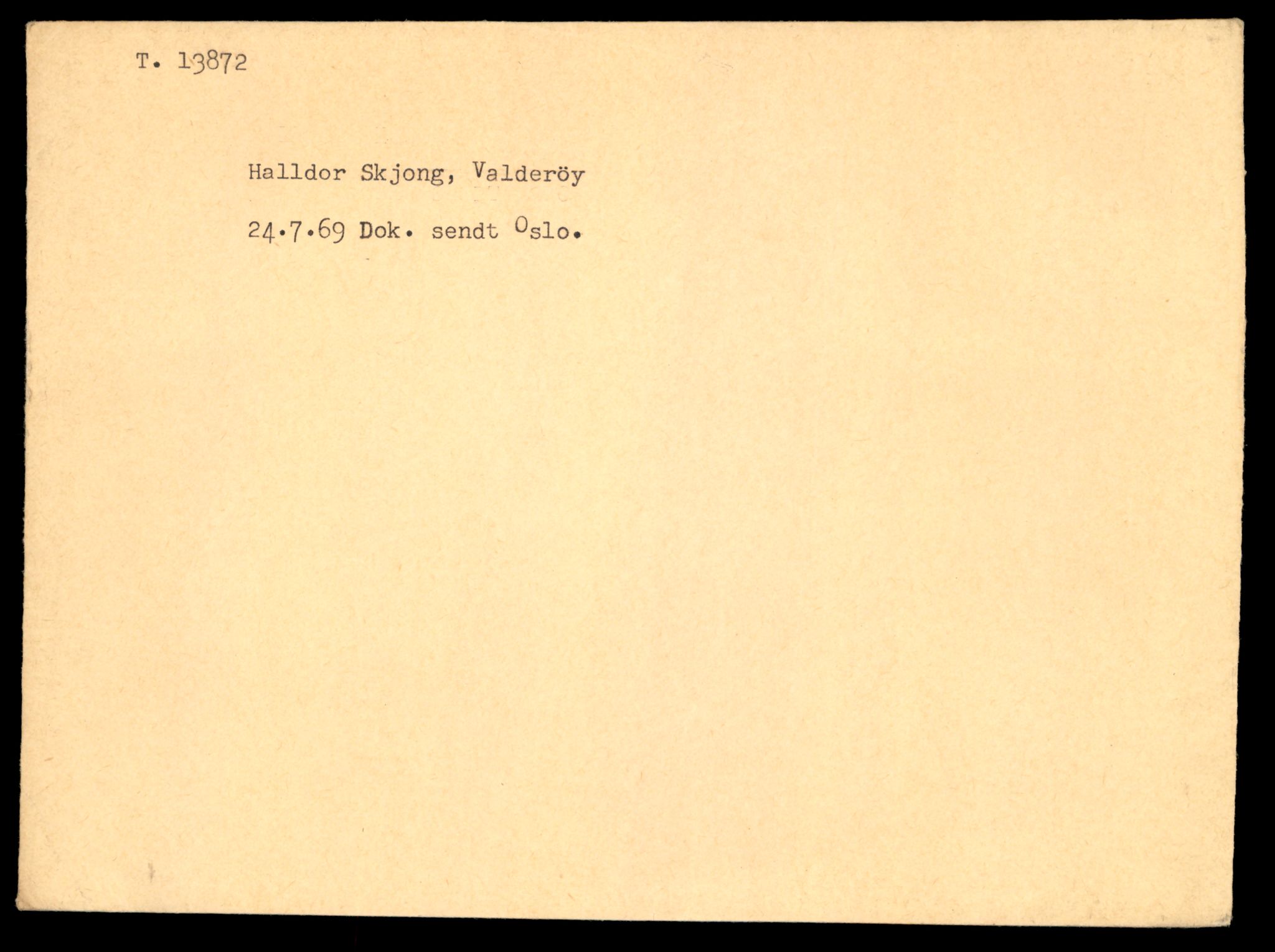 Møre og Romsdal vegkontor - Ålesund trafikkstasjon, AV/SAT-A-4099/F/Fe/L0041: Registreringskort for kjøretøy T 13710 - T 13905, 1927-1998, p. 2877