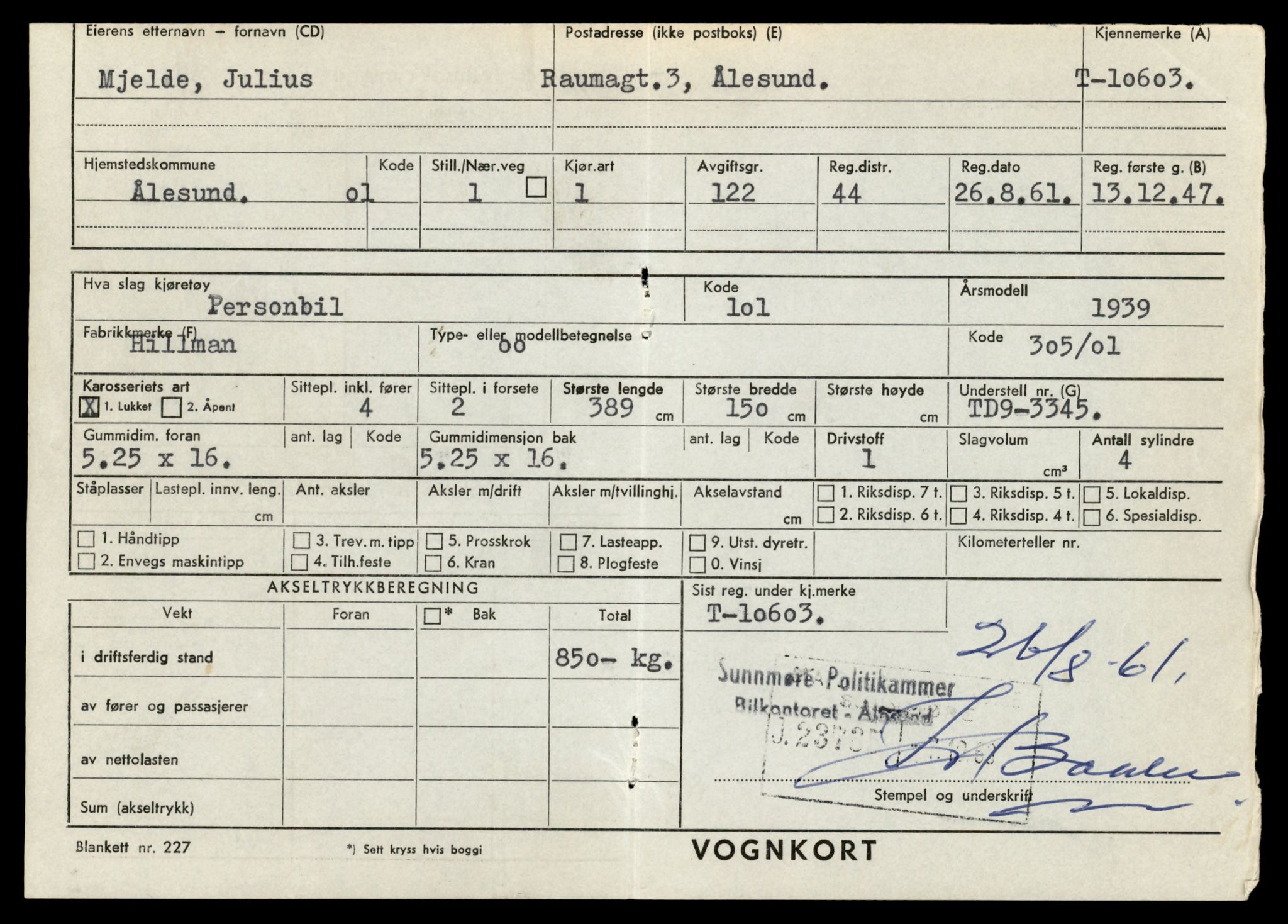 Møre og Romsdal vegkontor - Ålesund trafikkstasjon, AV/SAT-A-4099/F/Fe/L0022: Registreringskort for kjøretøy T 10584 - T 10694, 1927-1998, p. 597