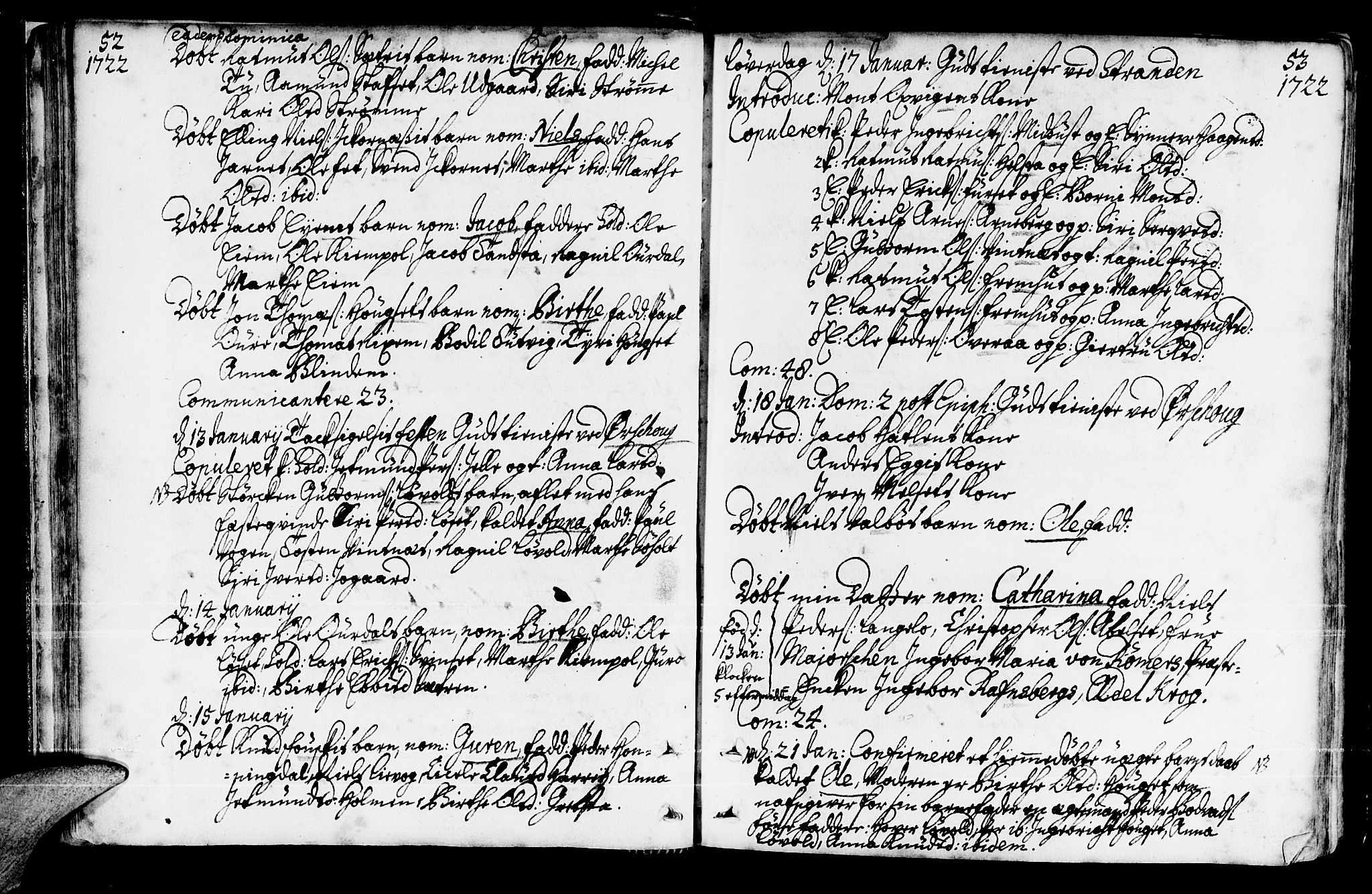 Ministerialprotokoller, klokkerbøker og fødselsregistre - Møre og Romsdal, SAT/A-1454/522/L0306: Parish register (official) no. 522A01, 1720-1743, p. 52-53