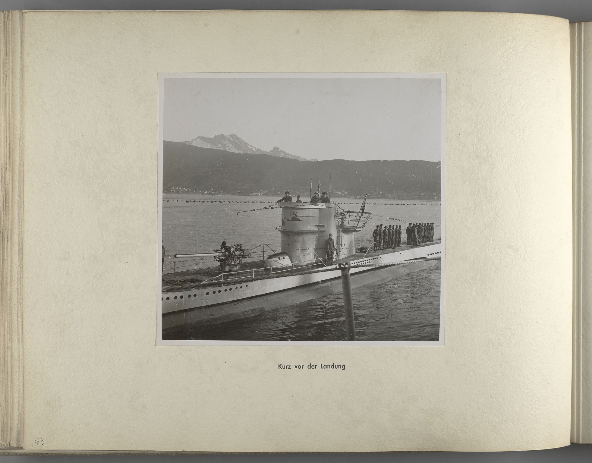 Tyske arkiver, Reichskommissariat, Bildarchiv, AV/RA-RAFA-3309/U/L0071: Fotoalbum: Mit dem Reichskommissar nach Nordnorwegen und Finnland 10. bis 27. Juli 1942, 1942, p. 58