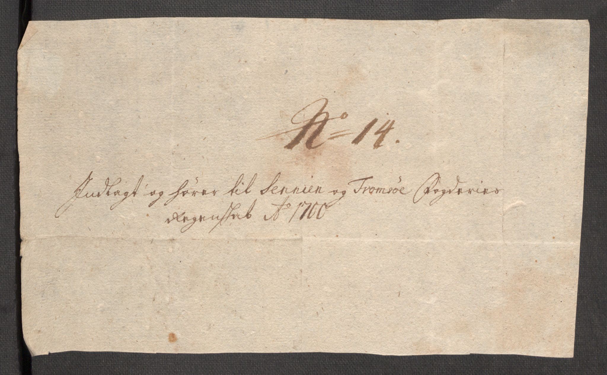 Rentekammeret inntil 1814, Reviderte regnskaper, Fogderegnskap, AV/RA-EA-4092/R68/L4755: Fogderegnskap Senja og Troms, 1700-1704, p. 85