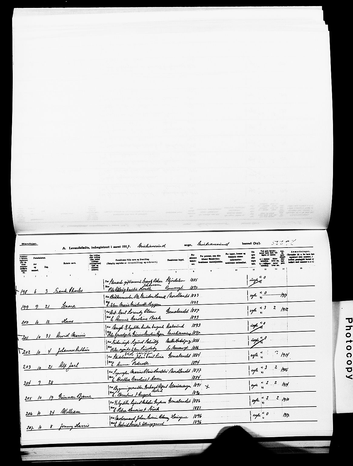 Ministerialprotokoller, klokkerbøker og fødselsregistre - Møre og Romsdal, AV/SAT-A-1454/572/L0861: Parish register (official) no. 572D05, 1913-1920