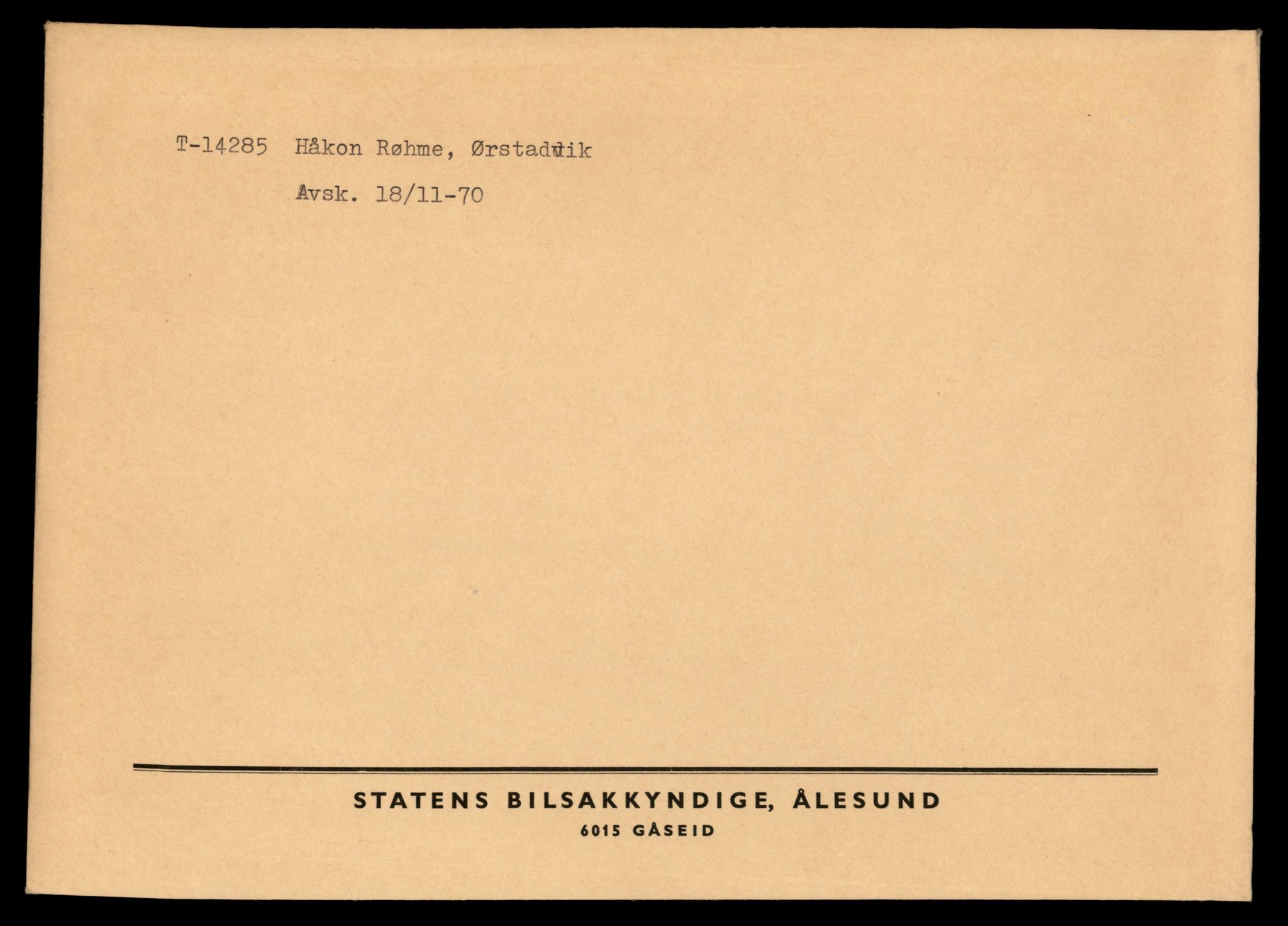 Møre og Romsdal vegkontor - Ålesund trafikkstasjon, AV/SAT-A-4099/F/Fe/L0044: Registreringskort for kjøretøy T 14205 - T 14319, 1927-1998, p. 2365
