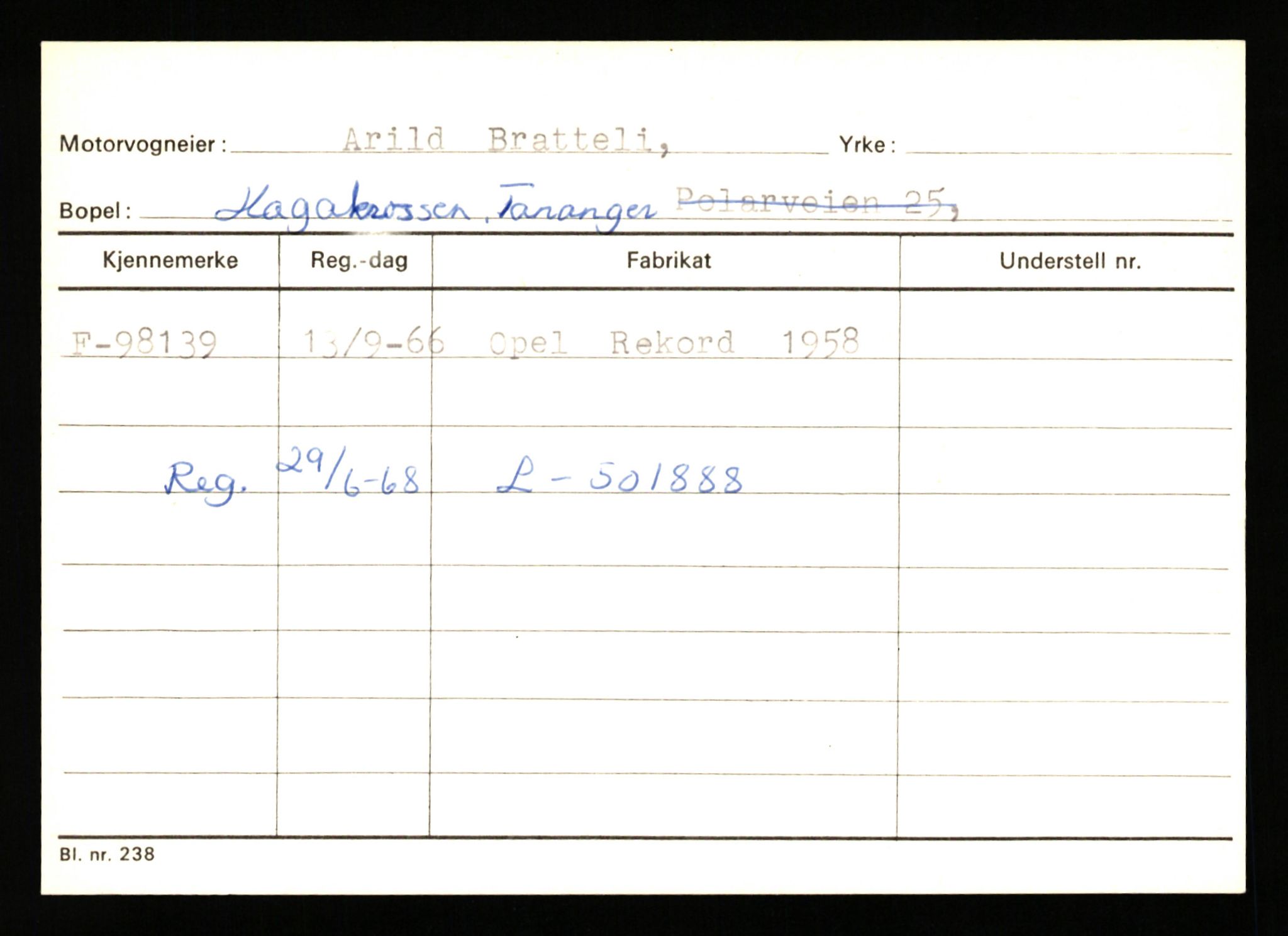 Stavanger trafikkstasjon, AV/SAST-A-101942/0/G/L0008: Registreringsnummer: 67519 - 84533, 1930-1971, p. 2416