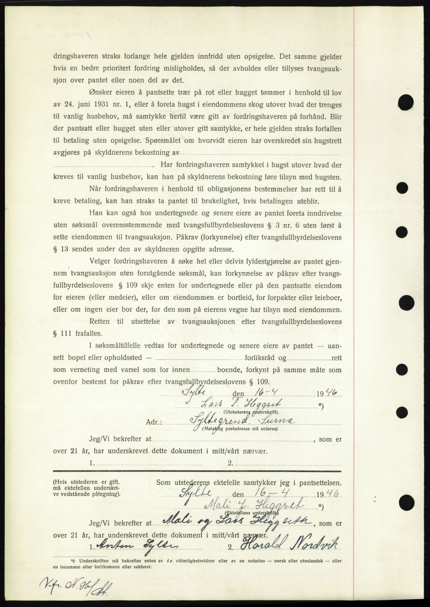 Nordmøre sorenskriveri, AV/SAT-A-4132/1/2/2Ca: Mortgage book no. B93b, 1946-1946, Diary no: : 646/1946