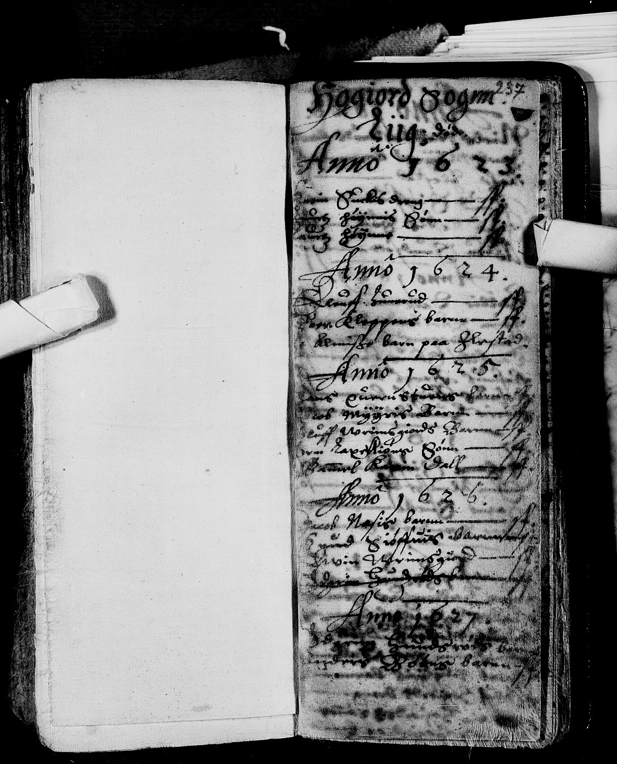 Andebu kirkebøker, SAKO/A-336/F/Fa/L0001: Parish register (official) no. 1 /3, 1623-1738, p. 237