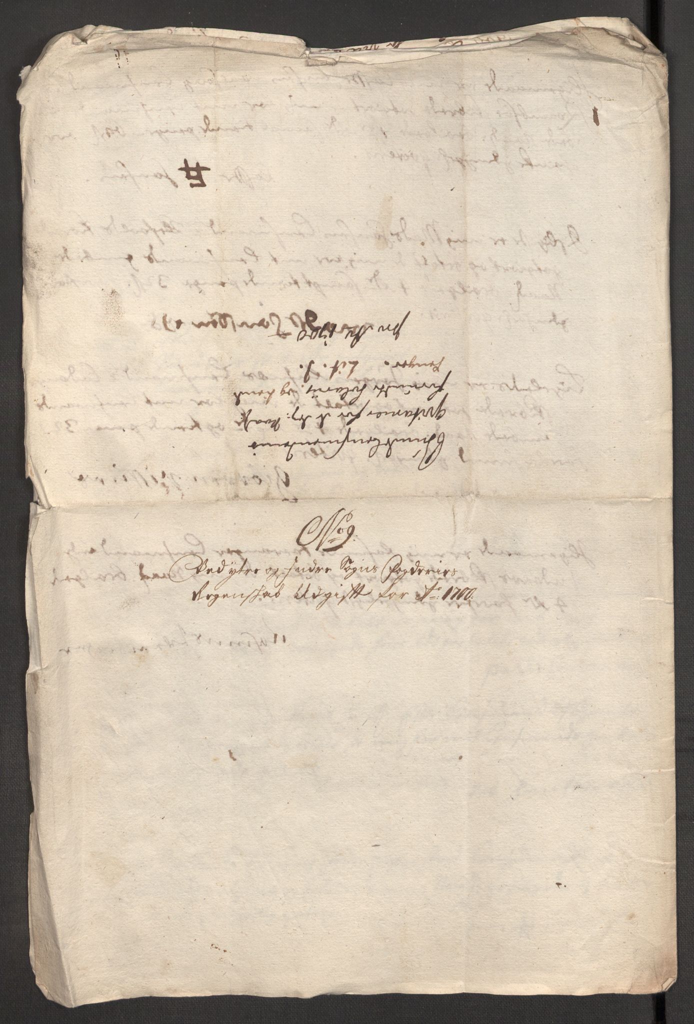 Rentekammeret inntil 1814, Reviderte regnskaper, Fogderegnskap, RA/EA-4092/R52/L3311: Fogderegnskap Sogn, 1700-1701, p. 237