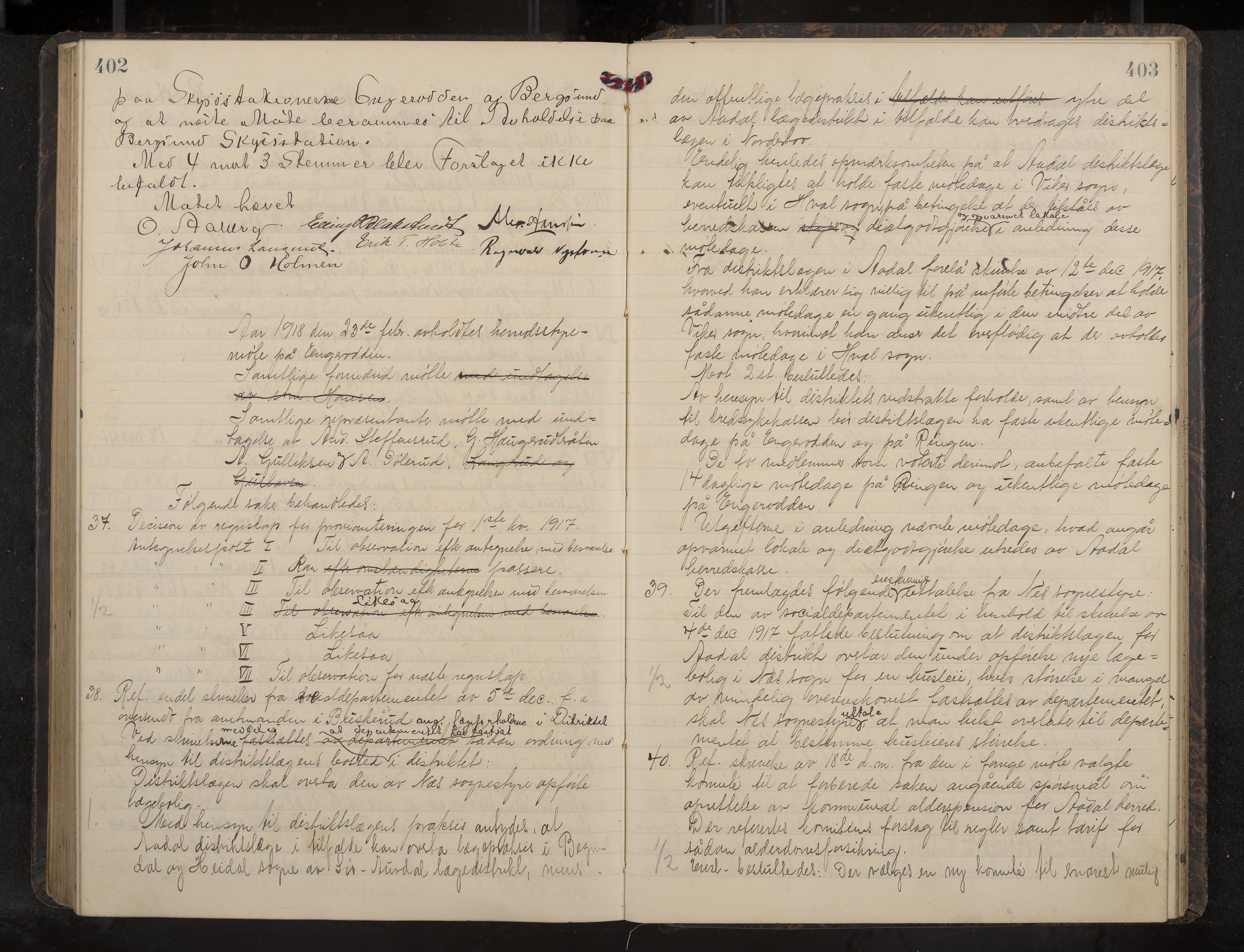 Ådal formannskap og sentraladministrasjon, IKAK/0614021/A/Aa/L0004: Møtebok, 1914-1918, p. 402-403