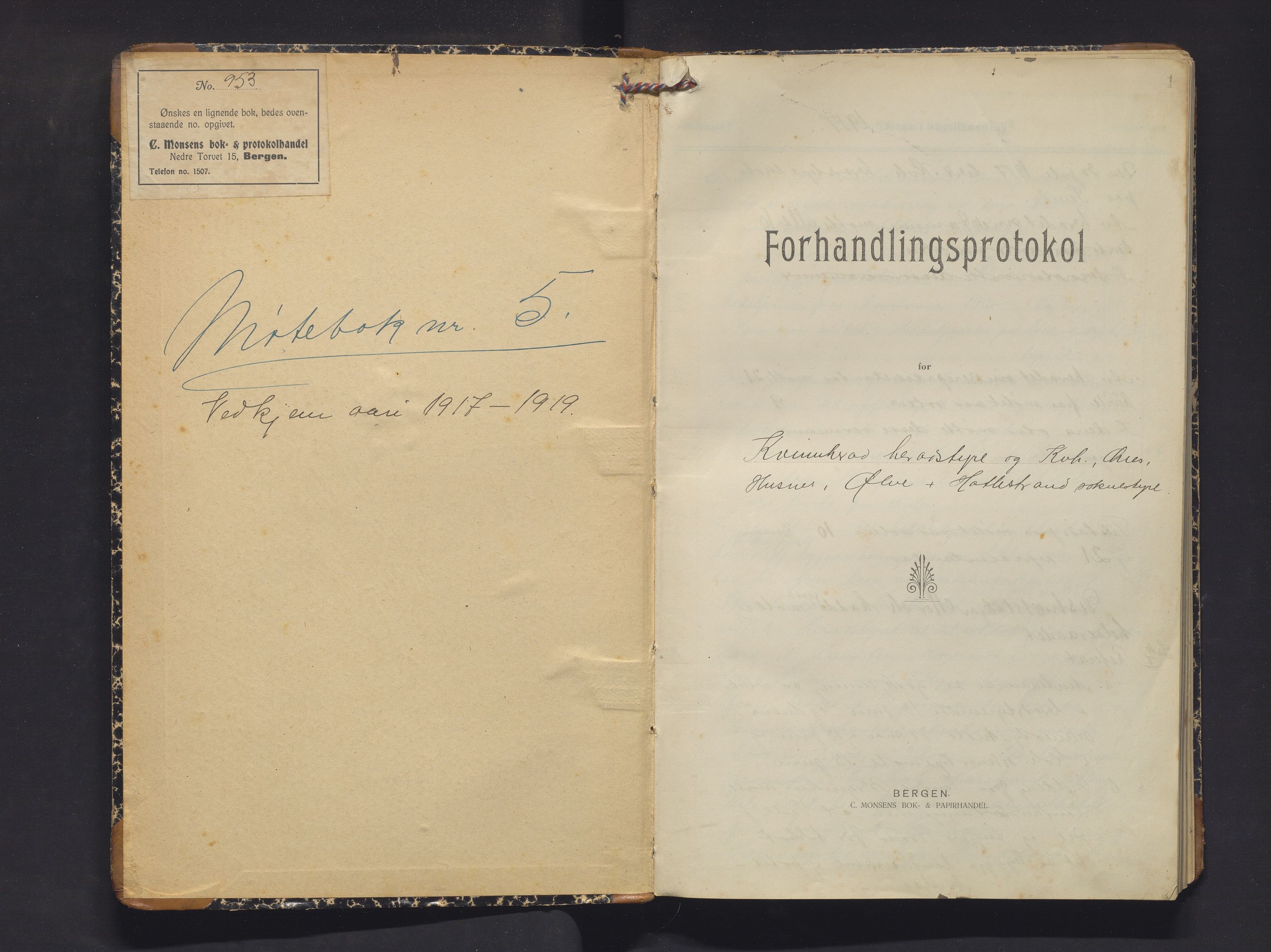 Kvinnherad kommune. Formannskapet, IKAH/1224-021/A/Aa/L0005: Møtebok for formannskap og heradstyre i Kvinnherad prestegjeld og styre i soknekommunane Kvinnherad, Ølve, Husnes og Ænes, 1917-1919, p. 1