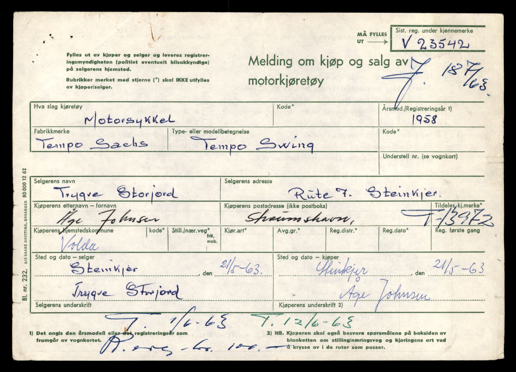 Møre og Romsdal vegkontor - Ålesund trafikkstasjon, AV/SAT-A-4099/F/Fe/L0042: Registreringskort for kjøretøy T 13906 - T 14079, 1927-1998, p. 1049