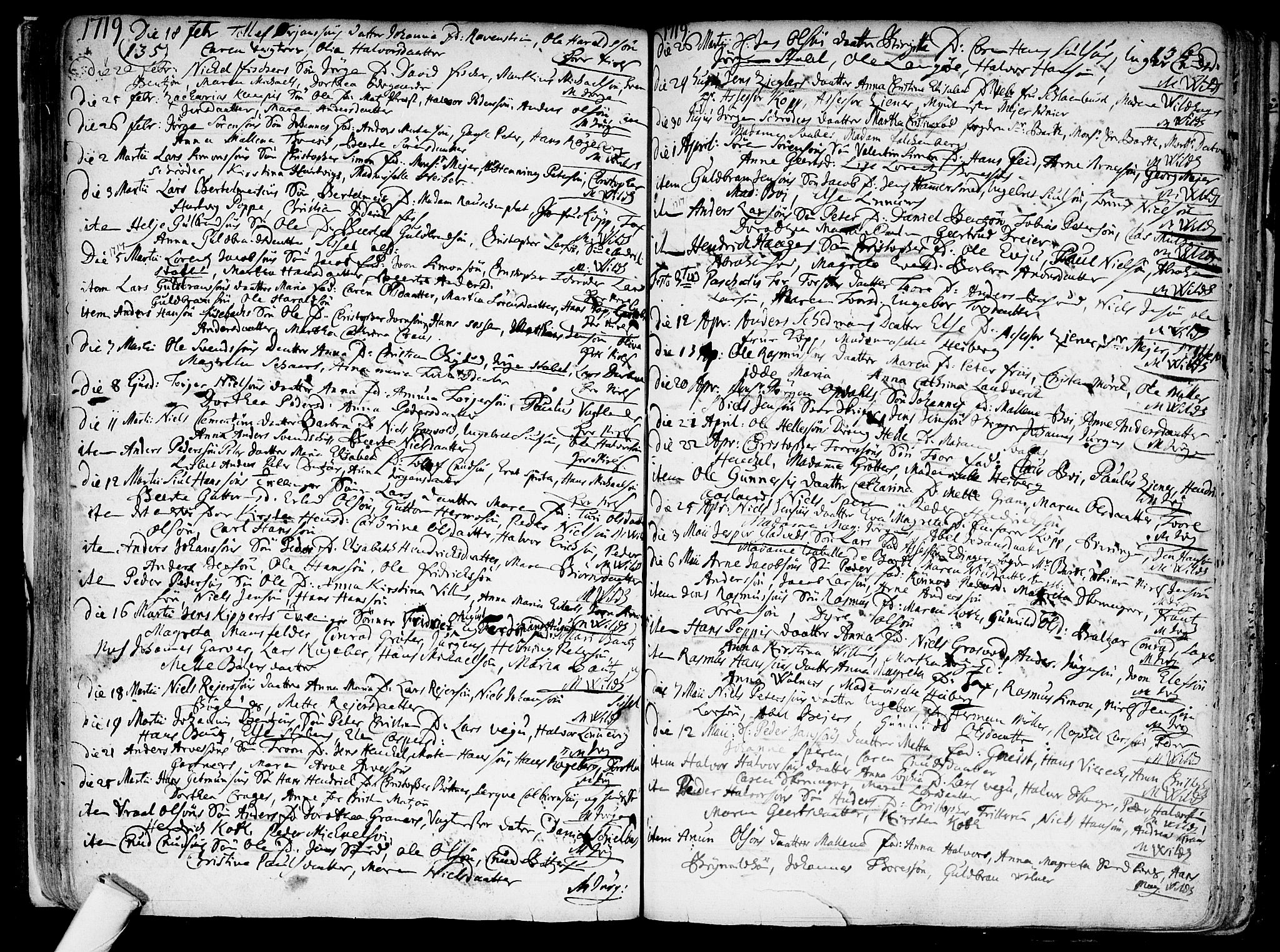 Kongsberg kirkebøker, SAKO/A-22/F/Fa/L0001: Parish register (official) no. I 1, 1696-1720, p. 135-136
