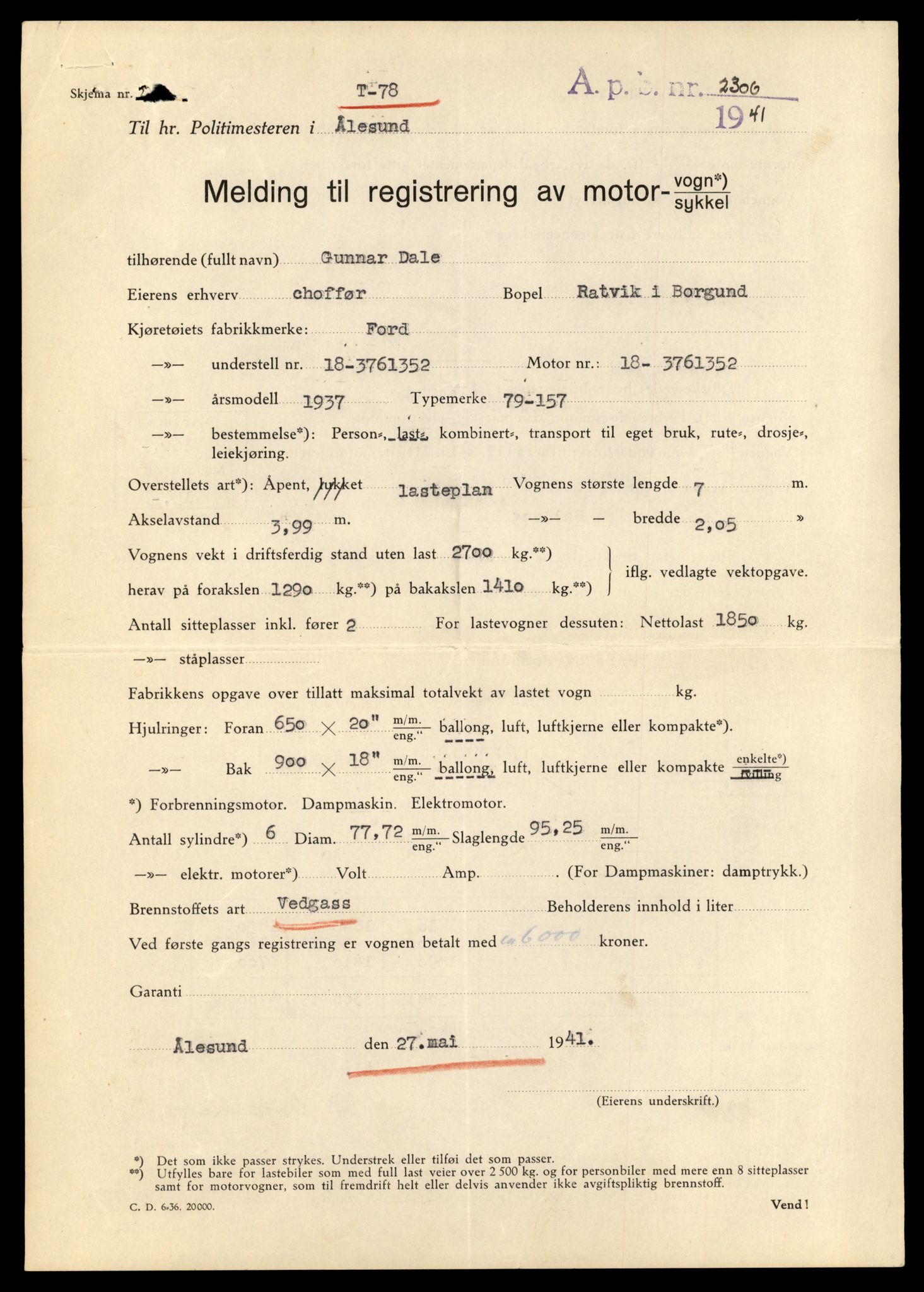 Møre og Romsdal vegkontor - Ålesund trafikkstasjon, AV/SAT-A-4099/F/Fe/L0035: Registreringskort for kjøretøy T 12653 - T 12829, 1927-1998, p. 944