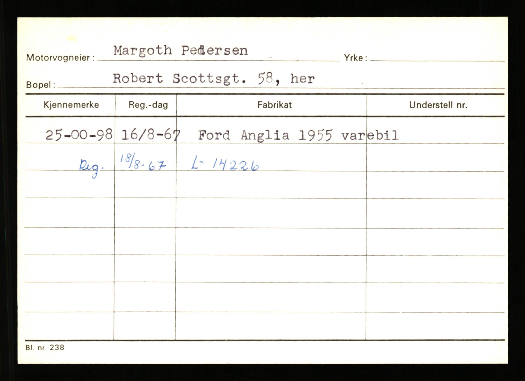 Stavanger trafikkstasjon, SAST/A-101942/0/G/L0011: Registreringsnummer: 240000 - 363477, 1930-1971, p. 407