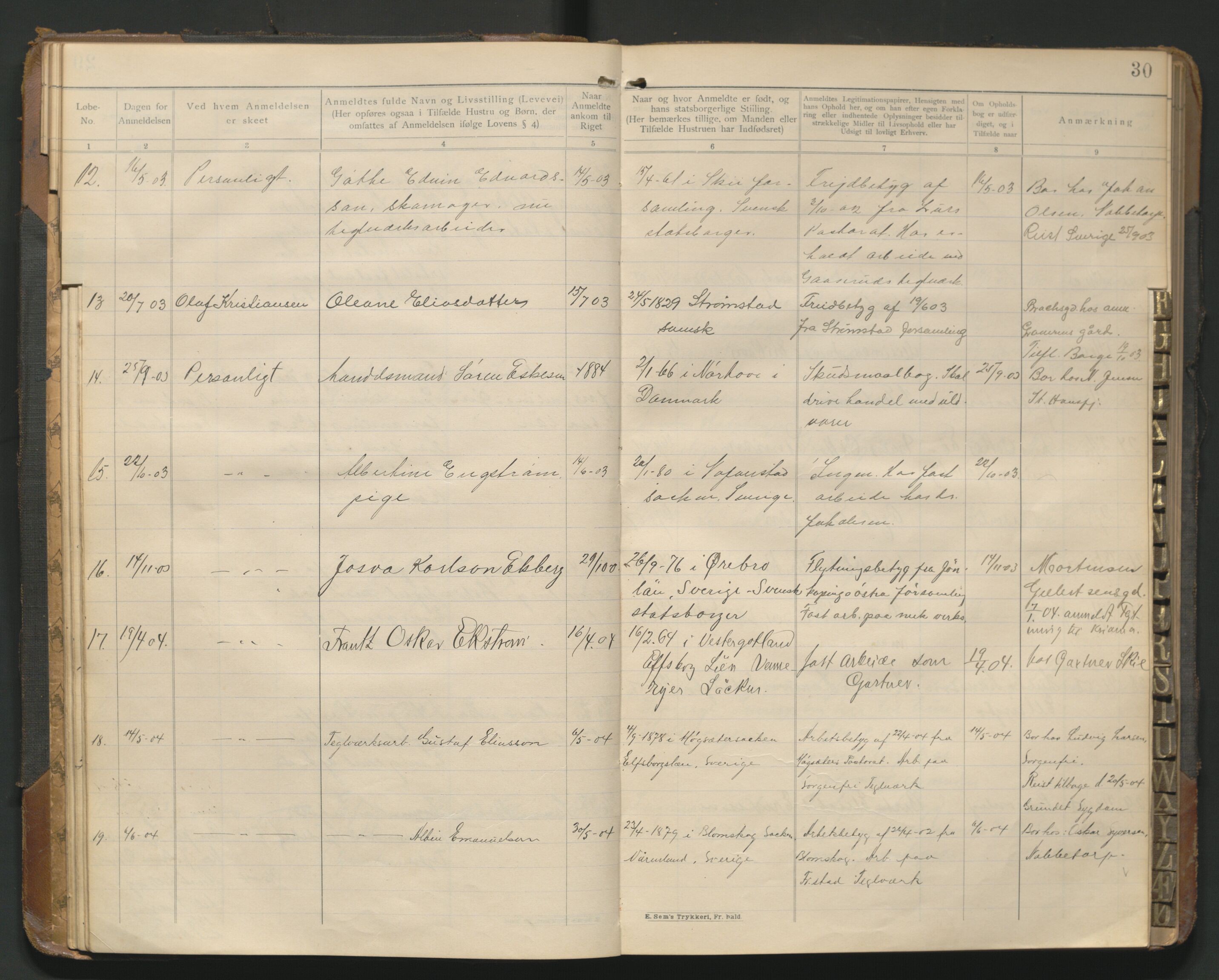 Fredrikstad politikammer, AV/SAO-A-10055/H/Hb/Hba/L0001: Protokoll over fremmede statsborgere, 1901-1916, p. 29b-30a