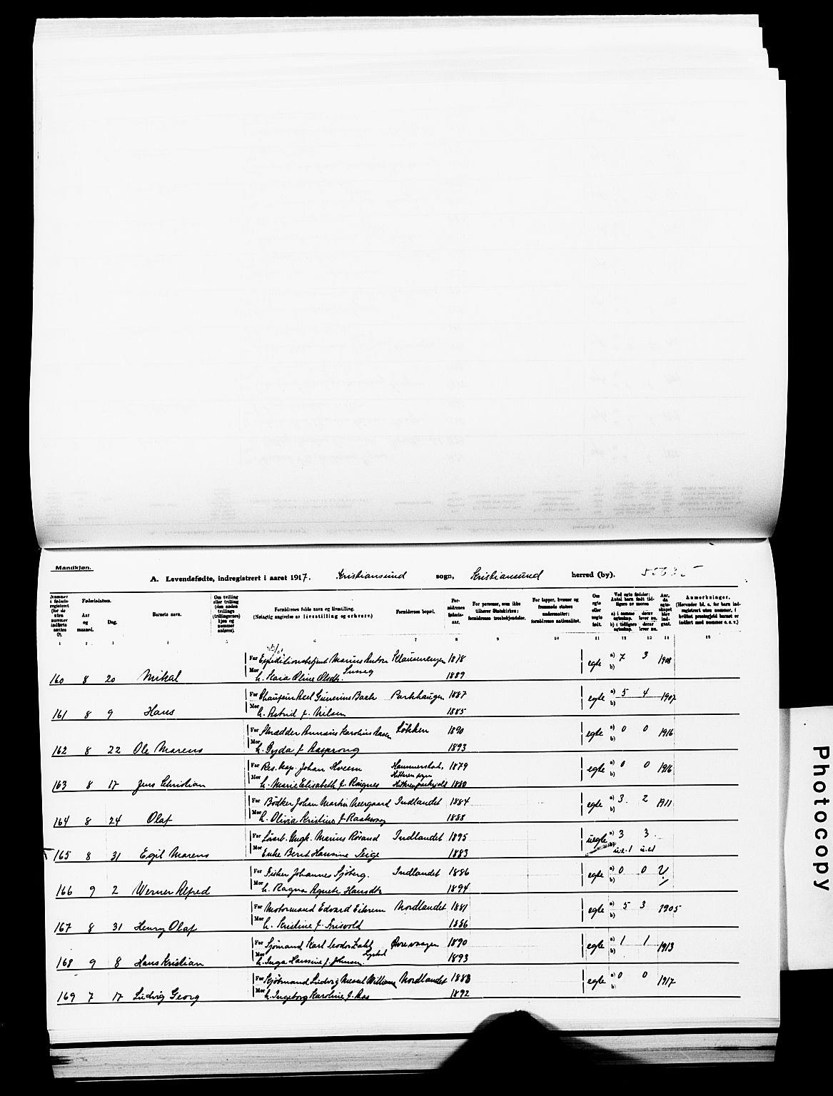 Ministerialprotokoller, klokkerbøker og fødselsregistre - Møre og Romsdal, AV/SAT-A-1454/572/L0861: Parish register (official) no. 572D05, 1913-1920