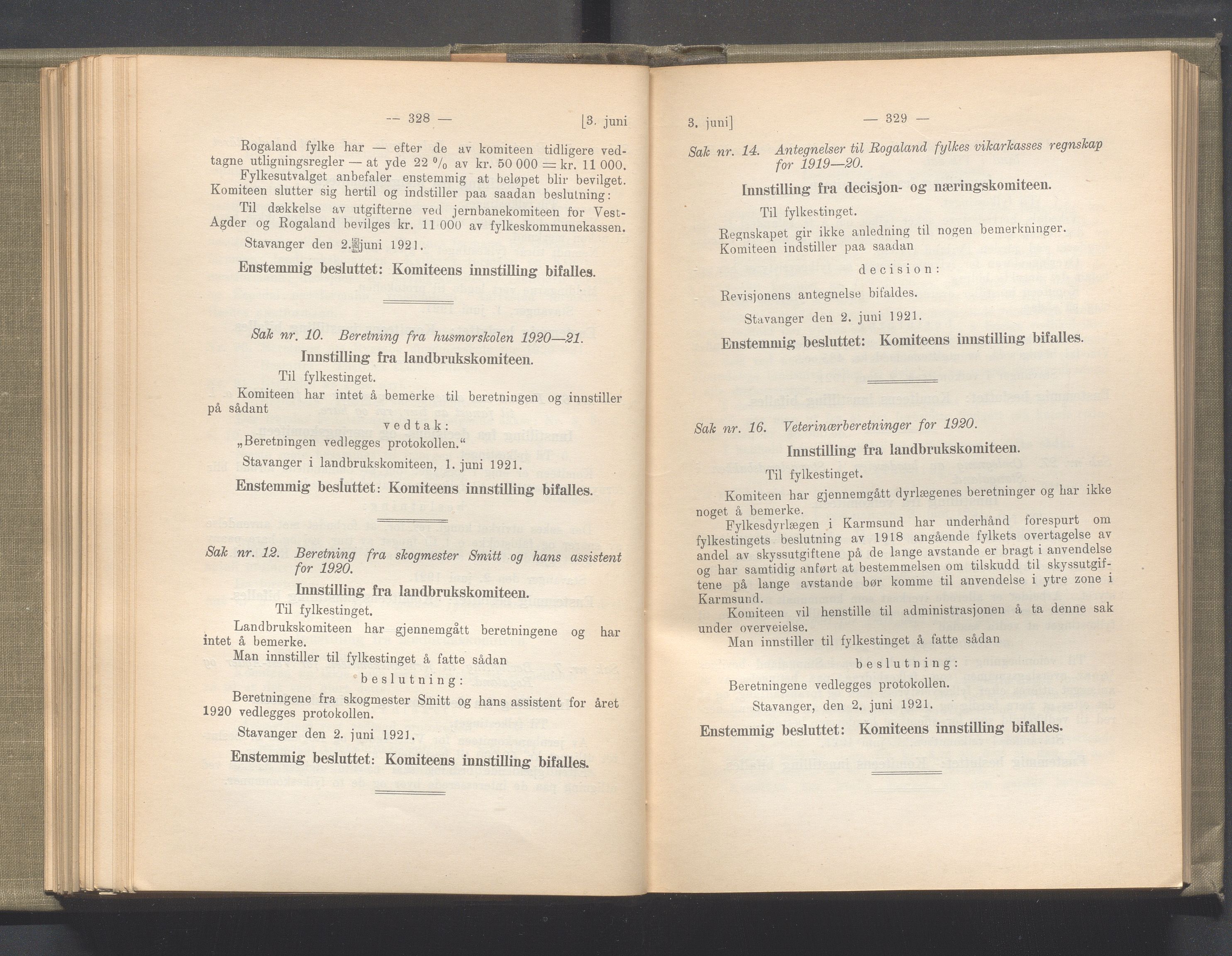 Rogaland fylkeskommune - Fylkesrådmannen , IKAR/A-900/A/Aa/Aaa/L0040: Møtebok , 1921, p. 328-329