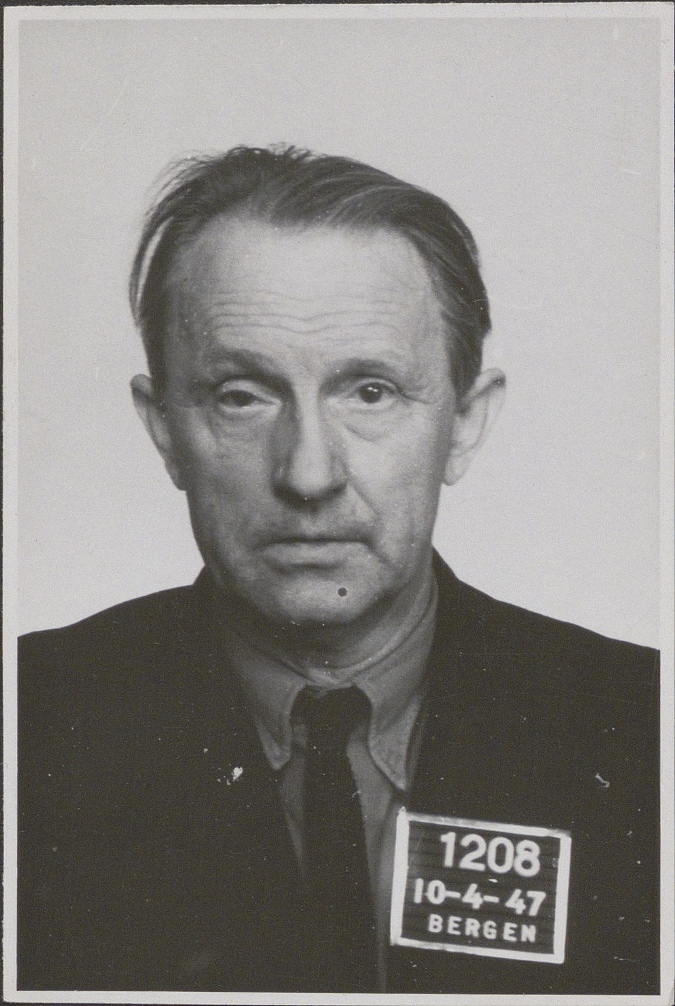 Bergen politikammer / politidistrikt, SAB/A-60401/Y/Yc/Ycd/L0004: Personfoto - landsvikere etc, 1945-1947, p. 1154