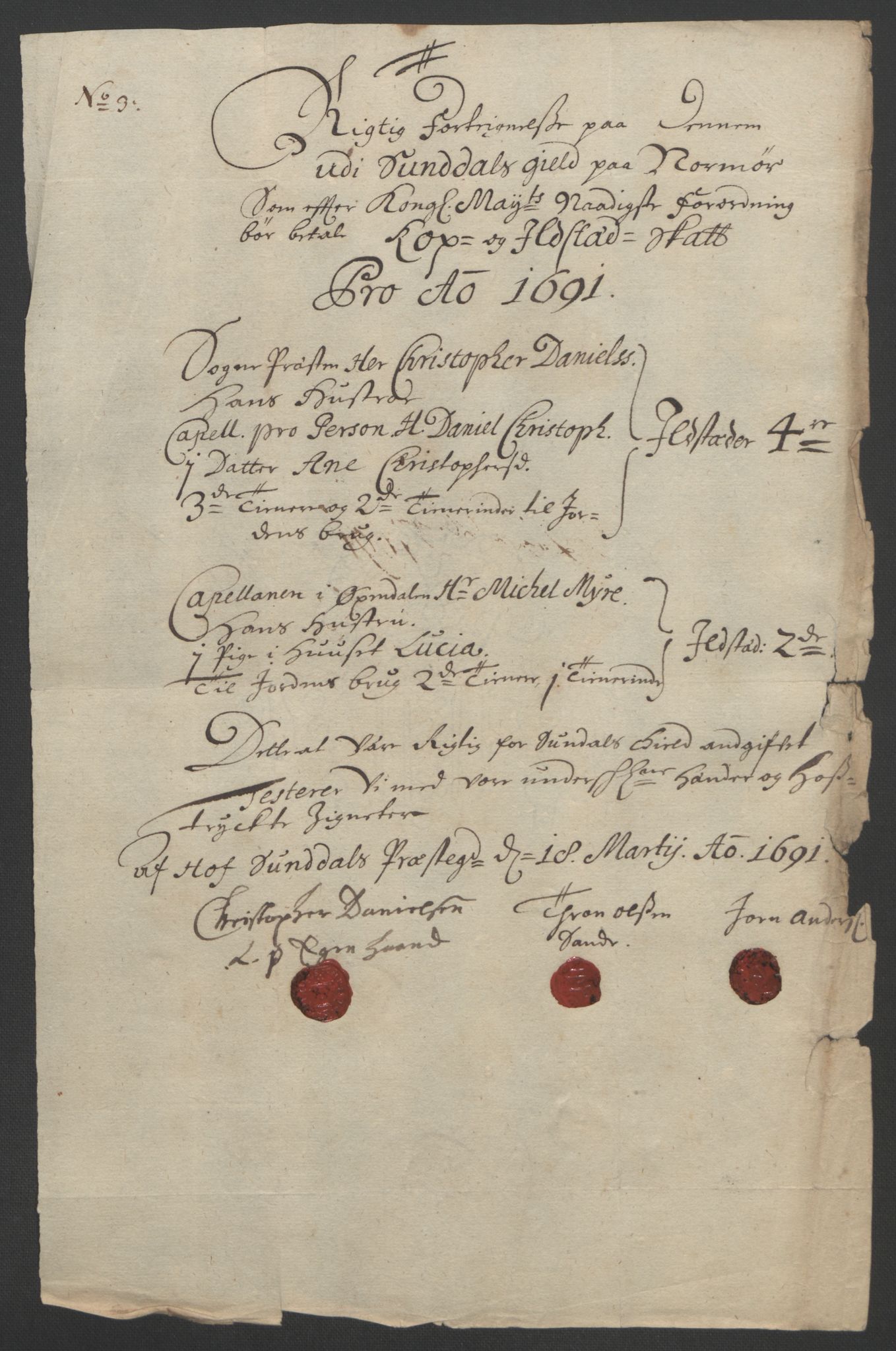 Rentekammeret inntil 1814, Reviderte regnskaper, Fogderegnskap, RA/EA-4092/R56/L3734: Fogderegnskap Nordmøre, 1690-1691, p. 347