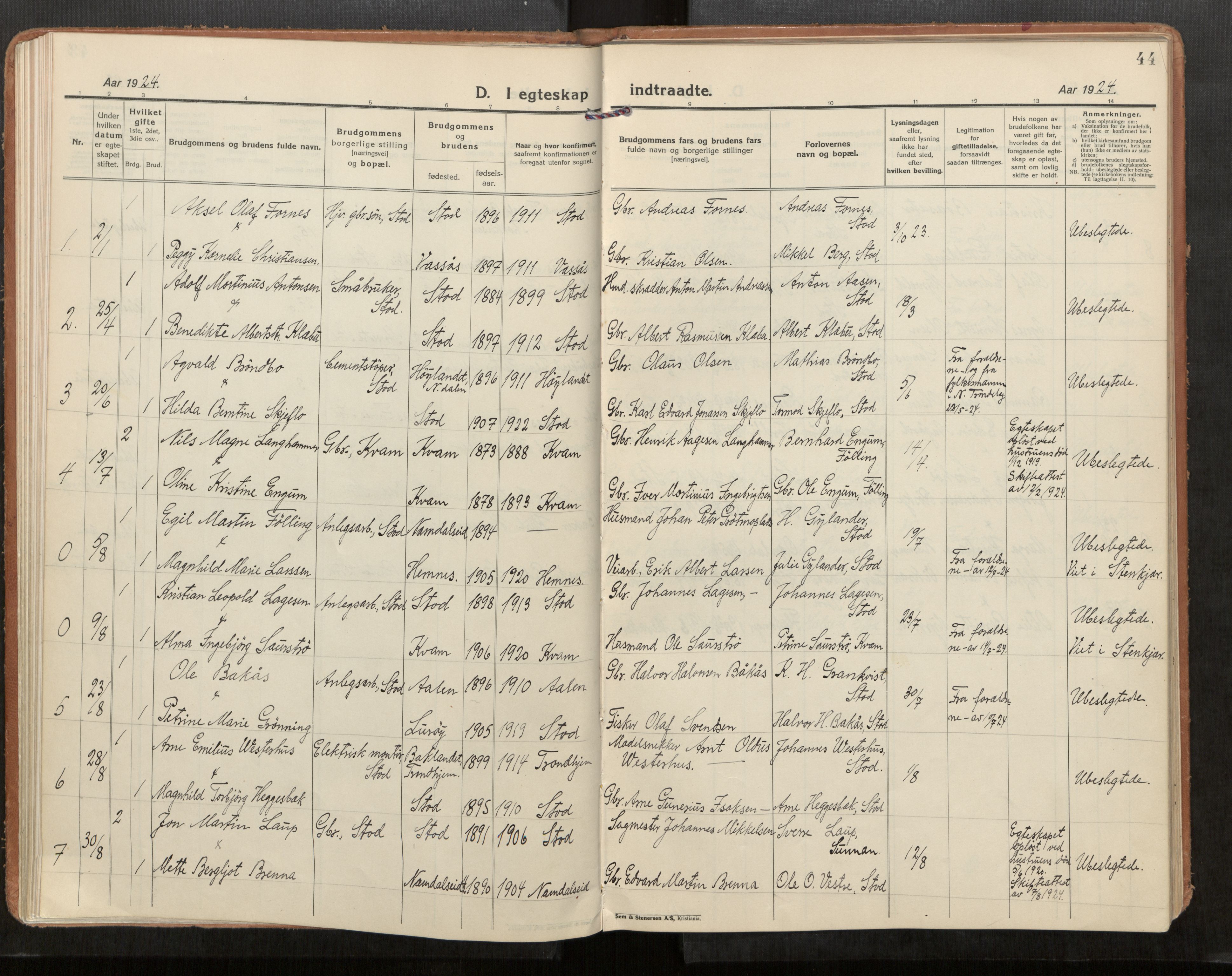 Stod sokneprestkontor, AV/SAT-A-1164/1/I/I1/I1a/L0005: Parish register (official) no. 5, 1923-1932, p. 44