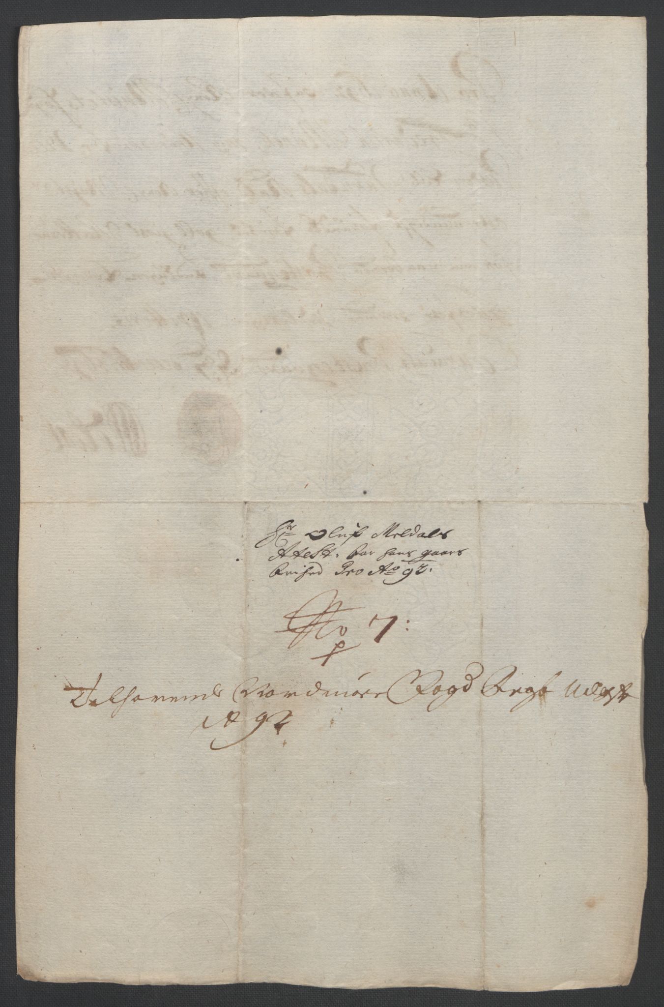 Rentekammeret inntil 1814, Reviderte regnskaper, Fogderegnskap, AV/RA-EA-4092/R56/L3735: Fogderegnskap Nordmøre, 1692-1693, p. 193