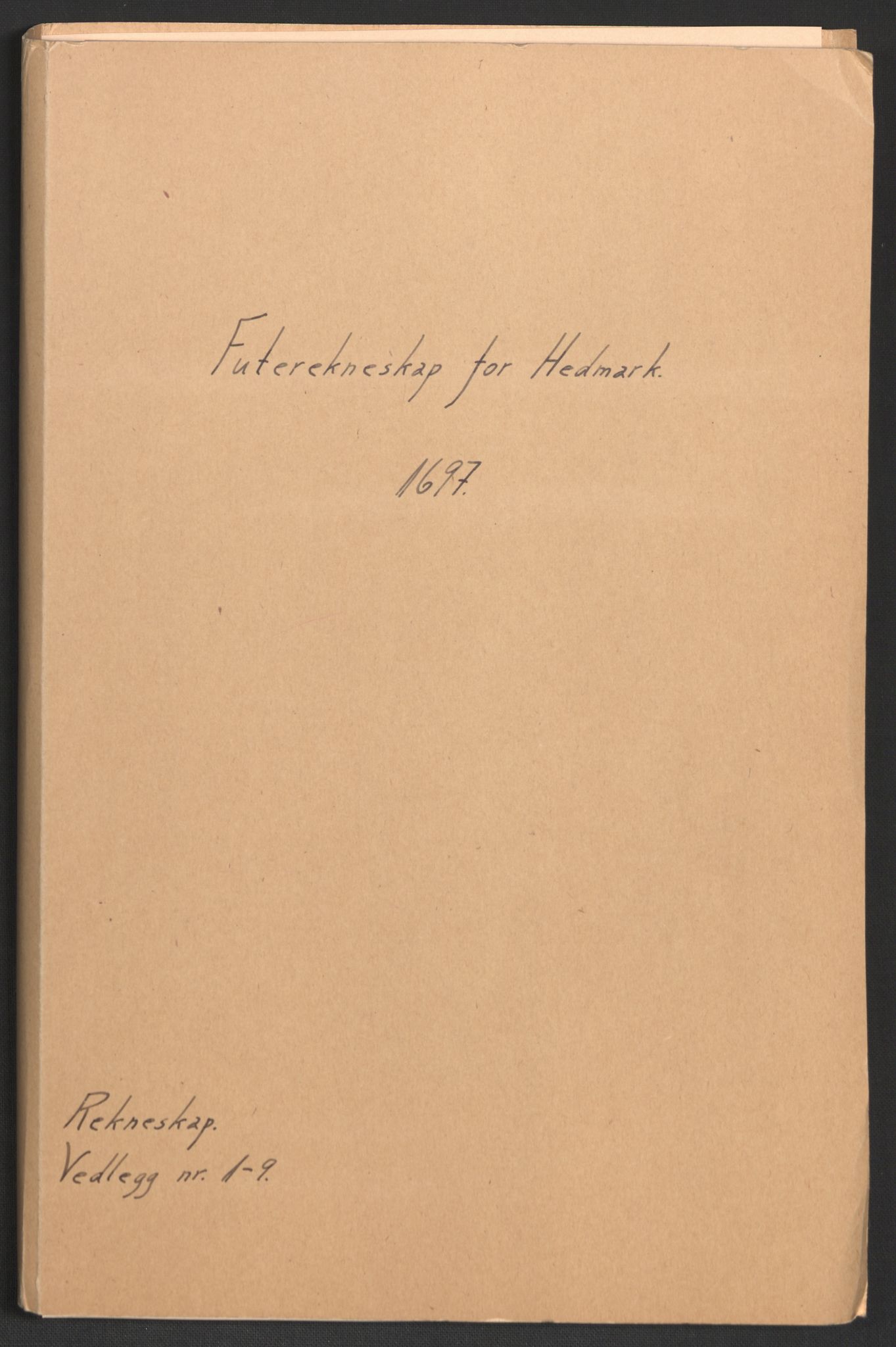 Rentekammeret inntil 1814, Reviderte regnskaper, Fogderegnskap, RA/EA-4092/R16/L1037: Fogderegnskap Hedmark, 1697-1698, p. 2