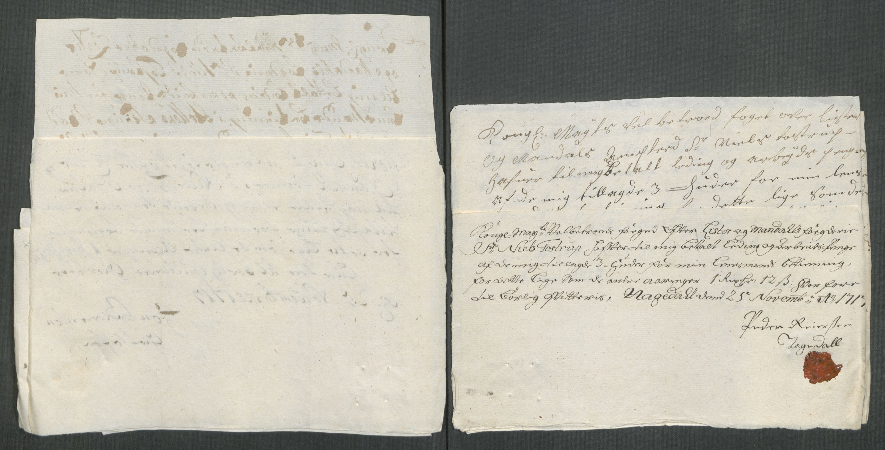 Rentekammeret inntil 1814, Reviderte regnskaper, Fogderegnskap, AV/RA-EA-4092/R43/L2561: Fogderegnskap Lista og Mandal, 1717, p. 242