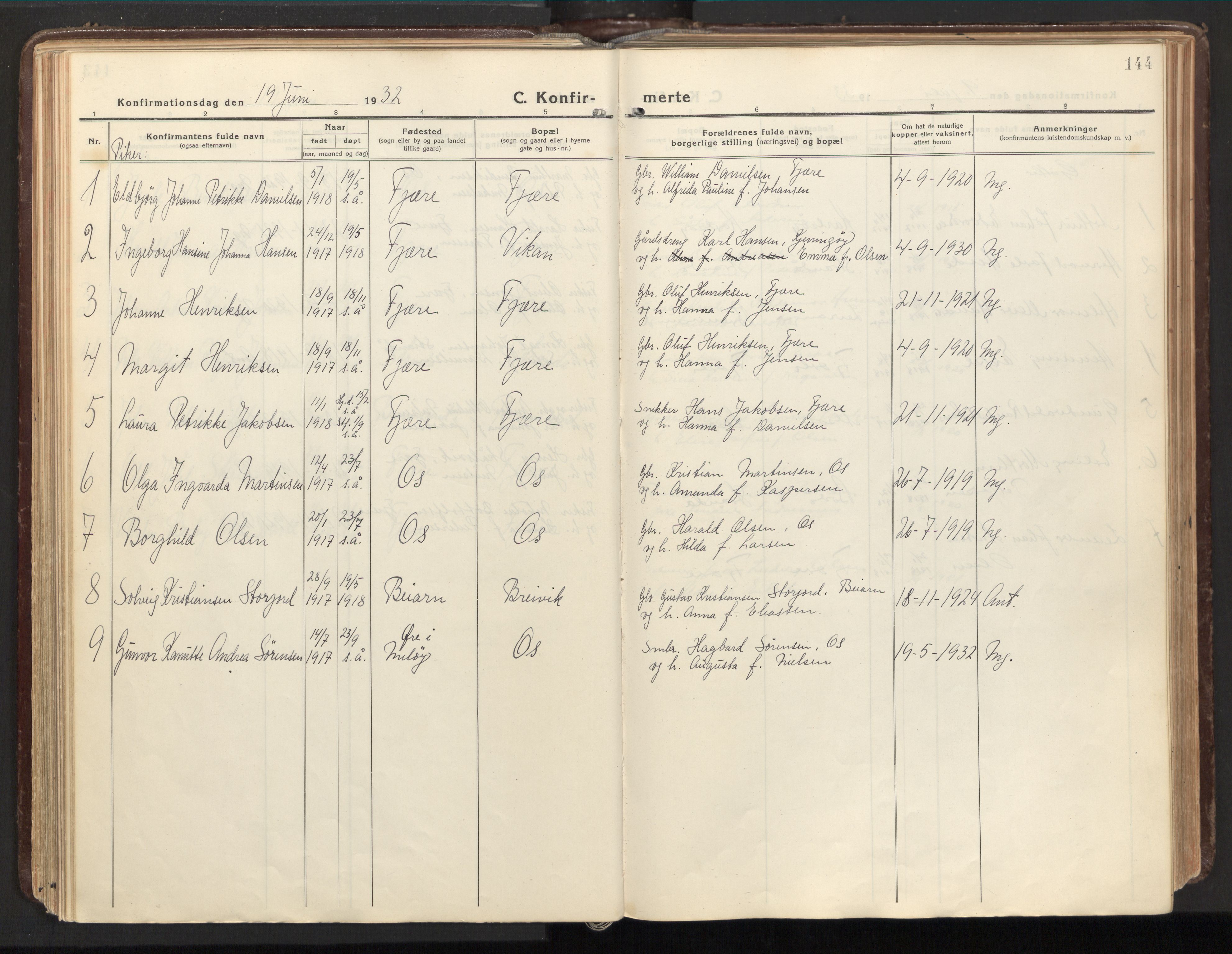 Ministerialprotokoller, klokkerbøker og fødselsregistre - Nordland, AV/SAT-A-1459/803/L0073: Parish register (official) no. 803A03, 1920-1955, p. 144