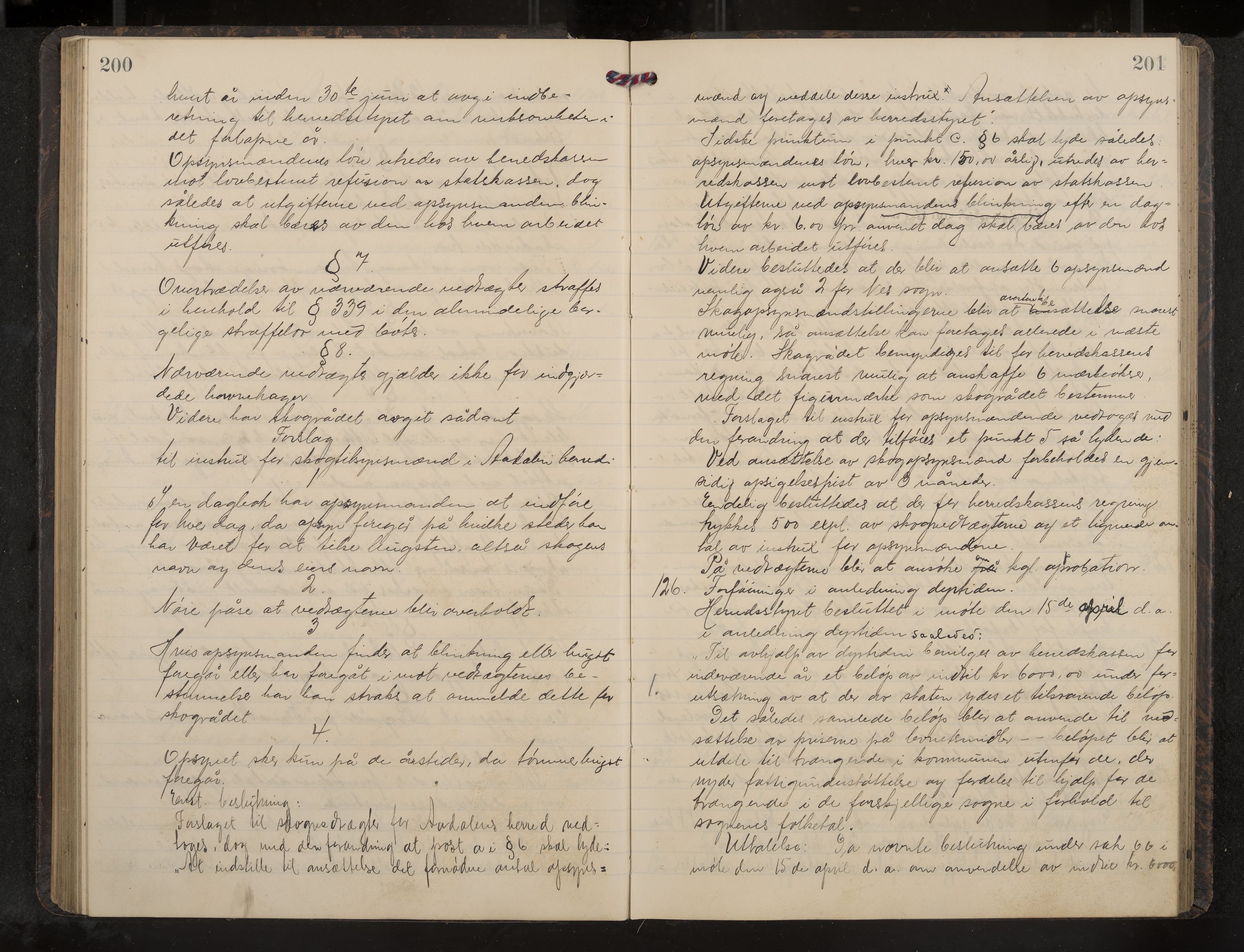 Ådal formannskap og sentraladministrasjon, IKAK/0614021/A/Aa/L0004: Møtebok, 1914-1918, p. 200-201