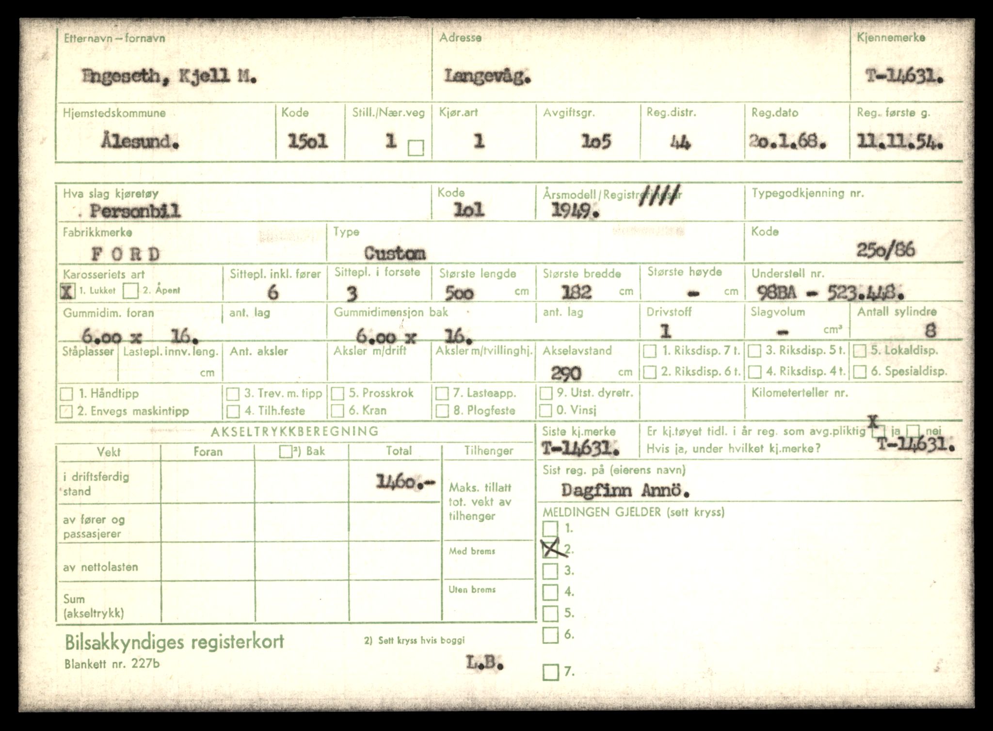 Møre og Romsdal vegkontor - Ålesund trafikkstasjon, AV/SAT-A-4099/F/Fe/L0047: Registreringskort for kjøretøy T 14580 - T 14720, 1927-1998, p. 1269