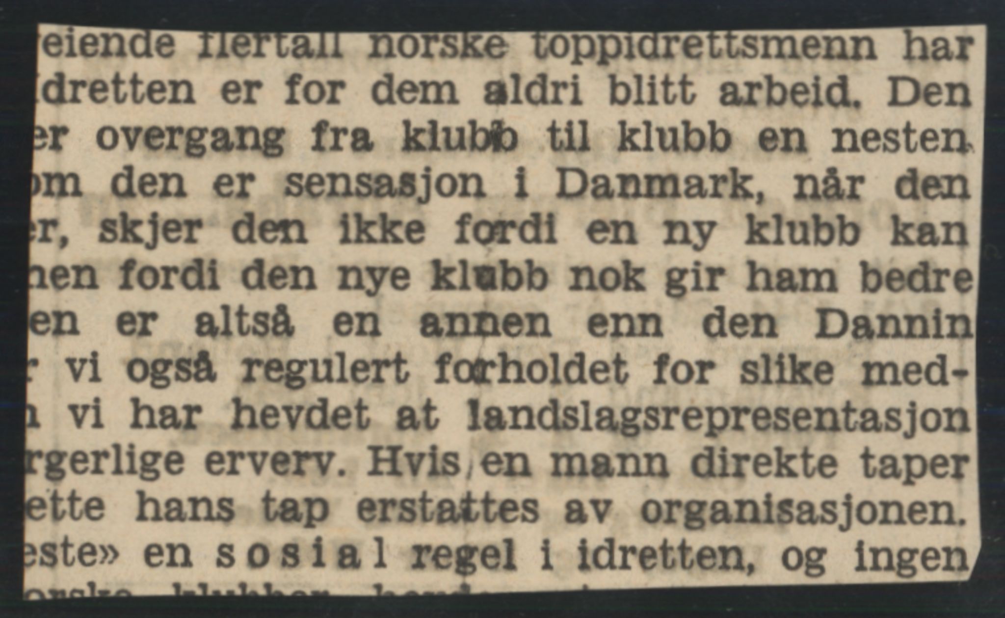 Sosialdepartementet, Våre Falne, RA/S-1708/E/Ee/L0025: Personmapper: Abelsen 01 - Amundsen, H. 65, 1945-1951, p. 378