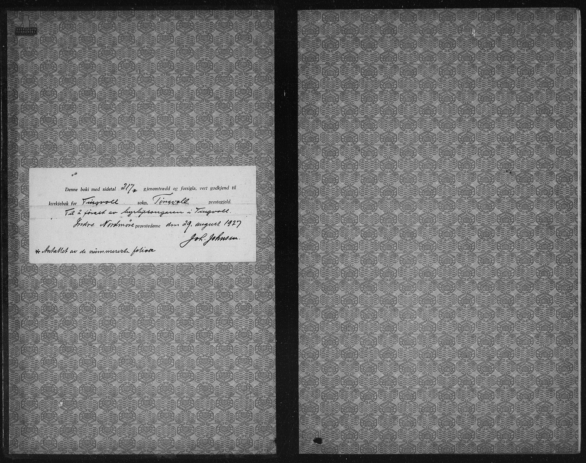 Ministerialprotokoller, klokkerbøker og fødselsregistre - Møre og Romsdal, AV/SAT-A-1454/586/L0995: Parish register (copy) no. 586C06, 1928-1943