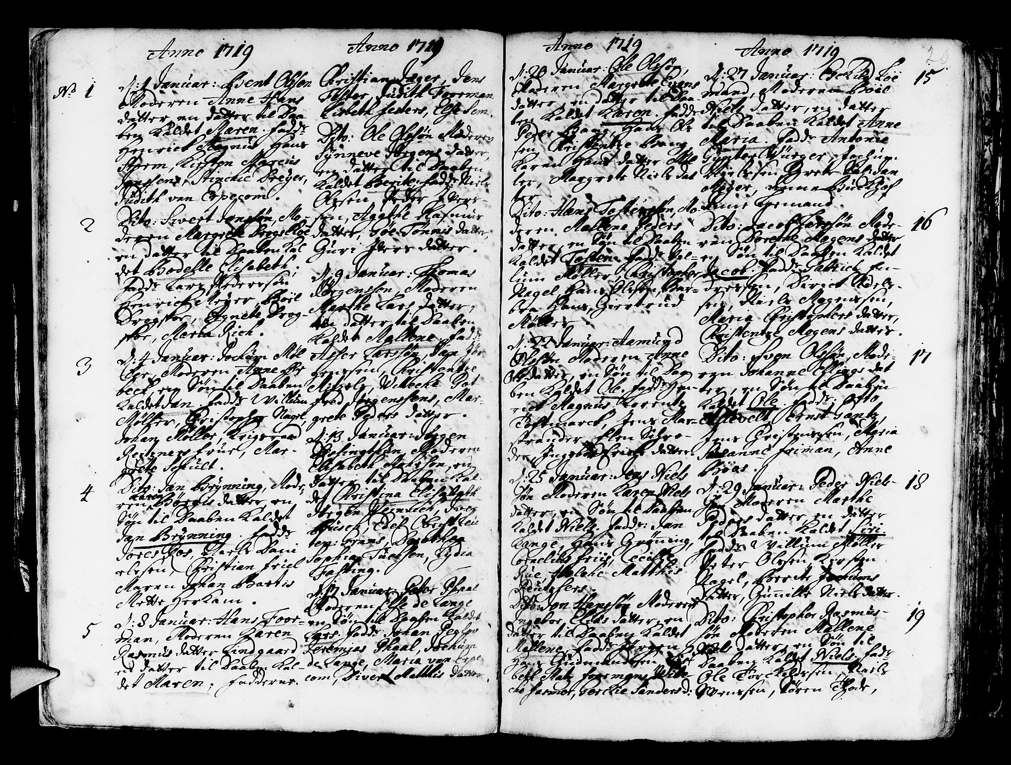 Nykirken Sokneprestembete, SAB/A-77101/H/Haa/L0003: Parish register (official) no. A 3, 1717-1764, p. 20