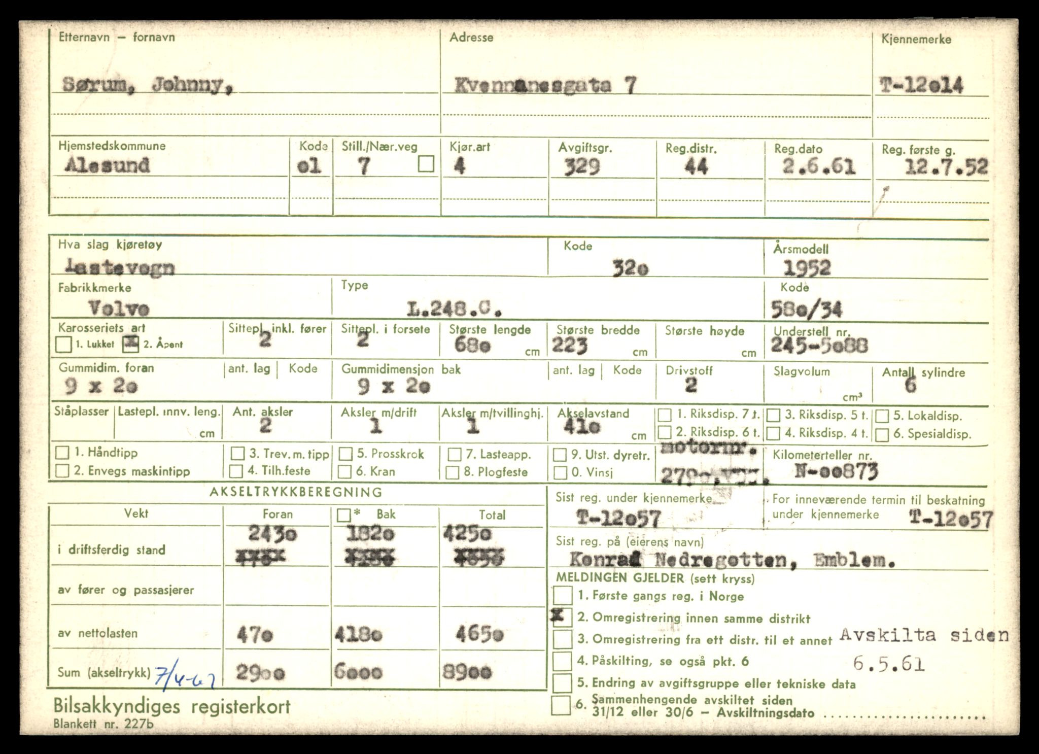 Møre og Romsdal vegkontor - Ålesund trafikkstasjon, AV/SAT-A-4099/F/Fe/L0032: Registreringskort for kjøretøy T 11997 - T 12149, 1927-1998, p. 531