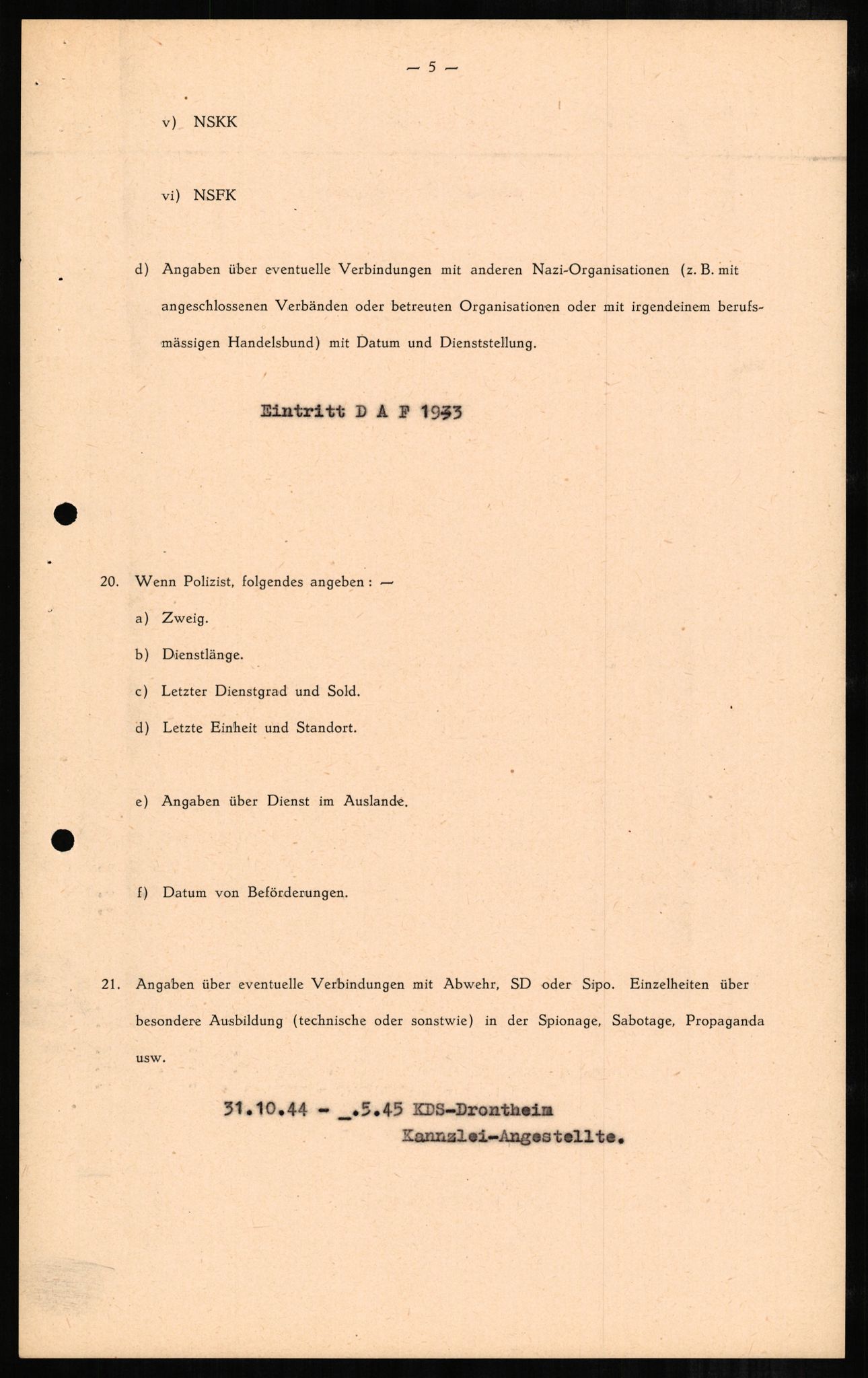 Forsvaret, Forsvarets overkommando II, RA/RAFA-3915/D/Db/L0002: CI Questionaires. Tyske okkupasjonsstyrker i Norge. Tyskere., 1945-1946, p. 217