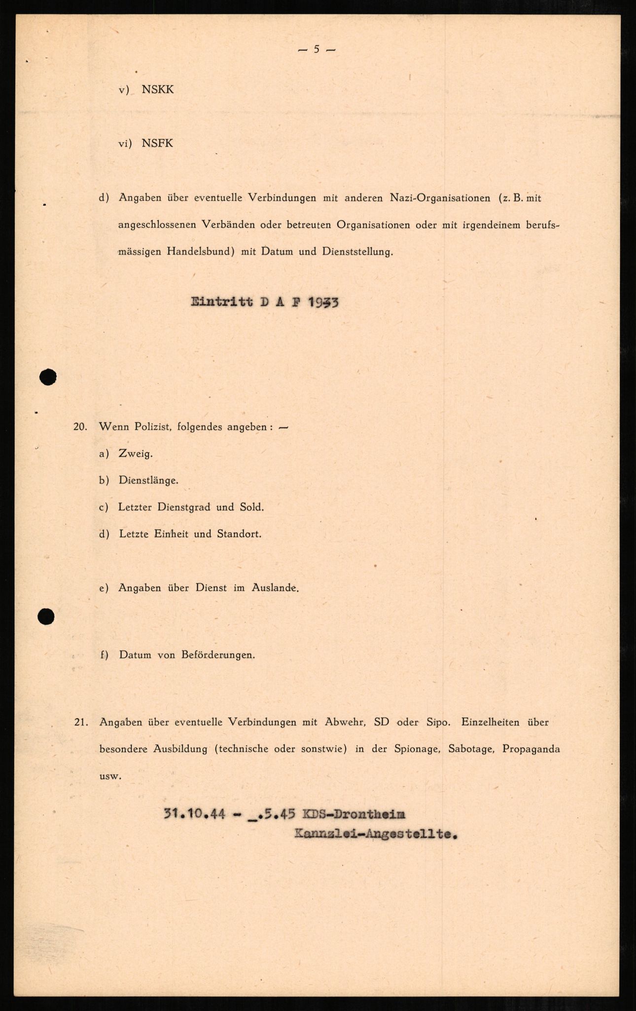 Forsvaret, Forsvarets overkommando II, AV/RA-RAFA-3915/D/Db/L0002: CI Questionaires. Tyske okkupasjonsstyrker i Norge. Tyskere., 1945-1946, p. 217