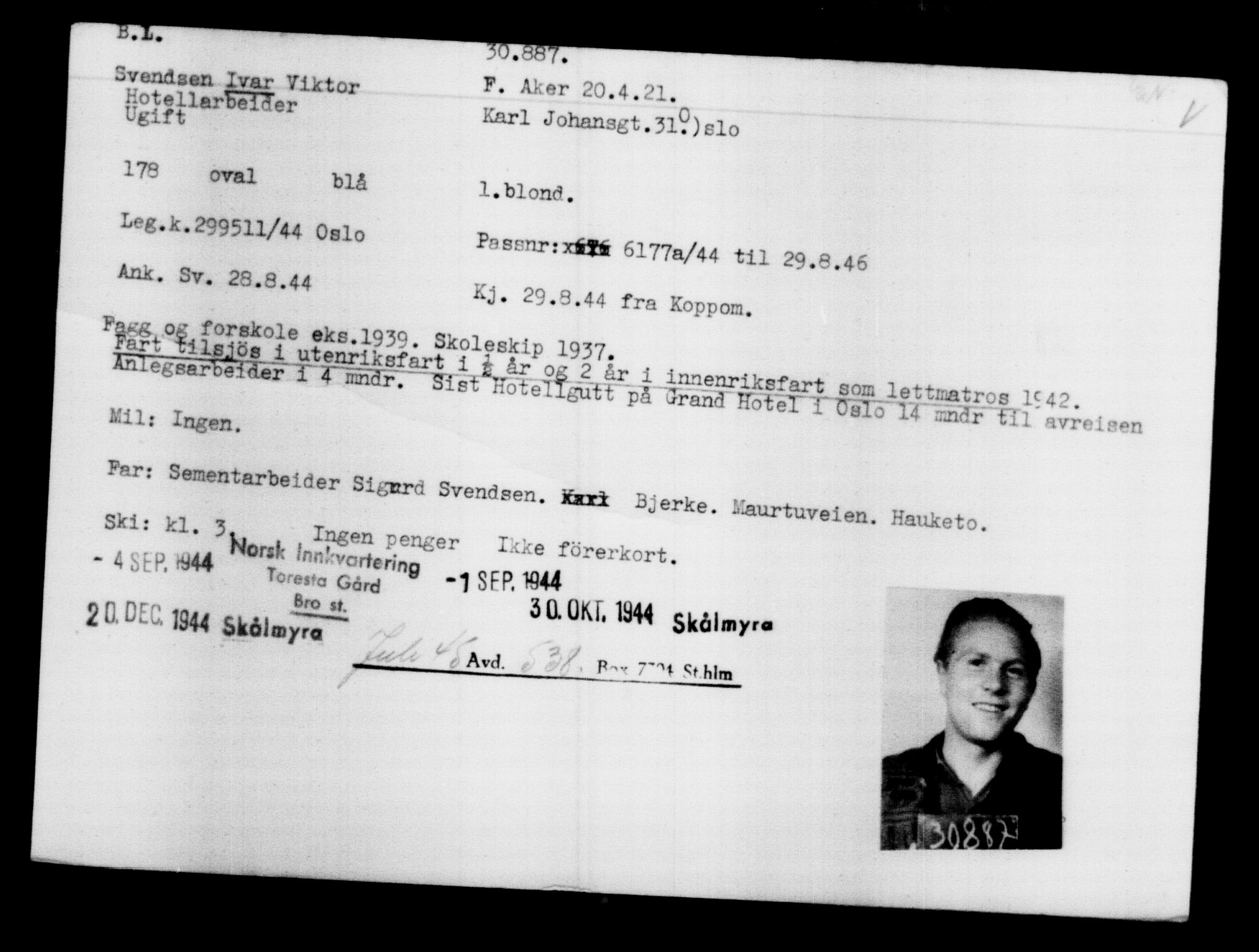 Utenriksstasjonene, Legasjonen i Stockholm, Flyktningkontoret, AV/RA-S-6753/V/Va/L0012: Kjesäterkartoteket, flyktninger med registreringsnr. 28300-31566, 1940-1945, p. 2811