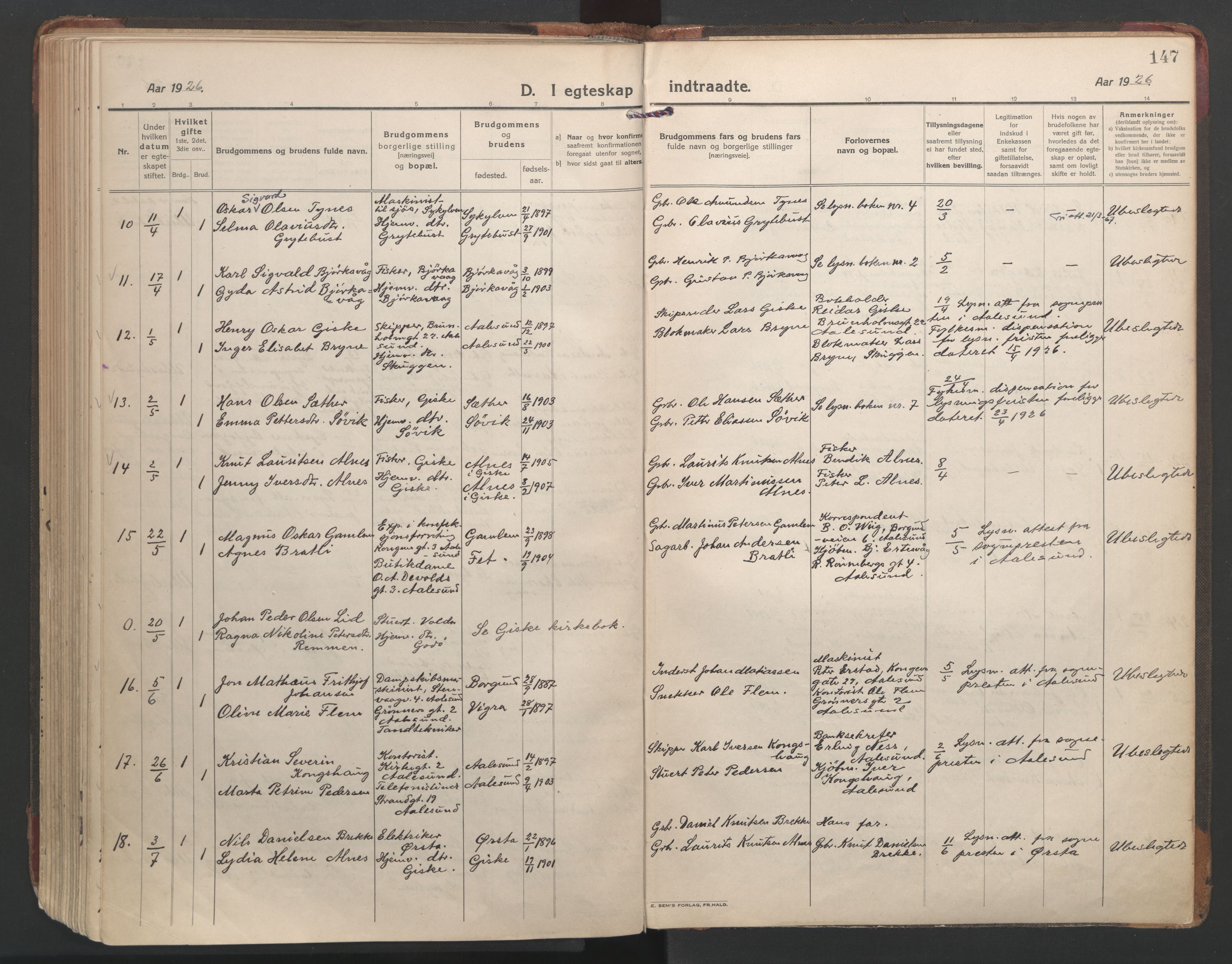 Ministerialprotokoller, klokkerbøker og fødselsregistre - Møre og Romsdal, AV/SAT-A-1454/528/L0412: Parish register (official) no. 528A21, 1920-1926, p. 147