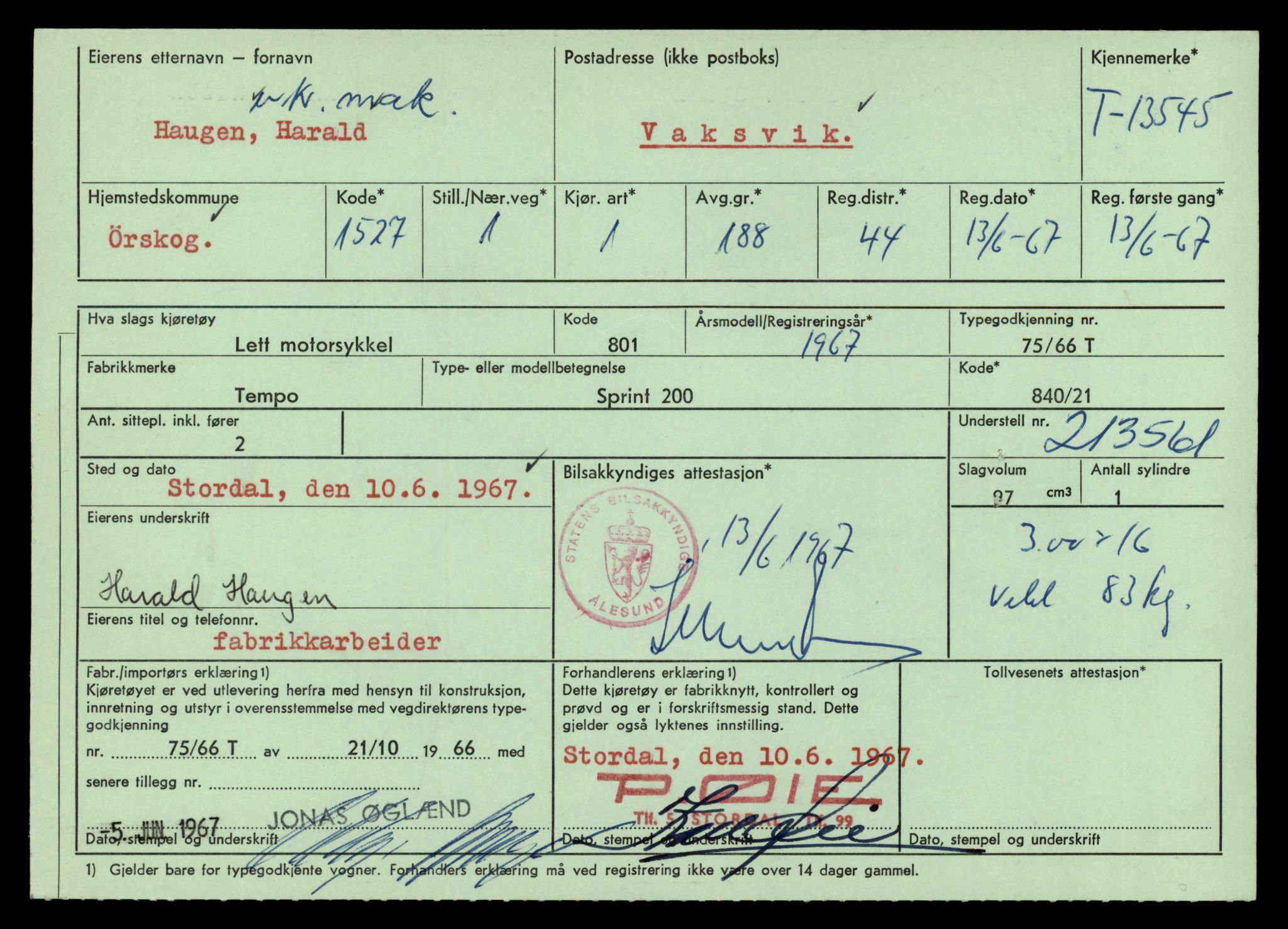 Møre og Romsdal vegkontor - Ålesund trafikkstasjon, AV/SAT-A-4099/F/Fe/L0040: Registreringskort for kjøretøy T 13531 - T 13709, 1927-1998, p. 309