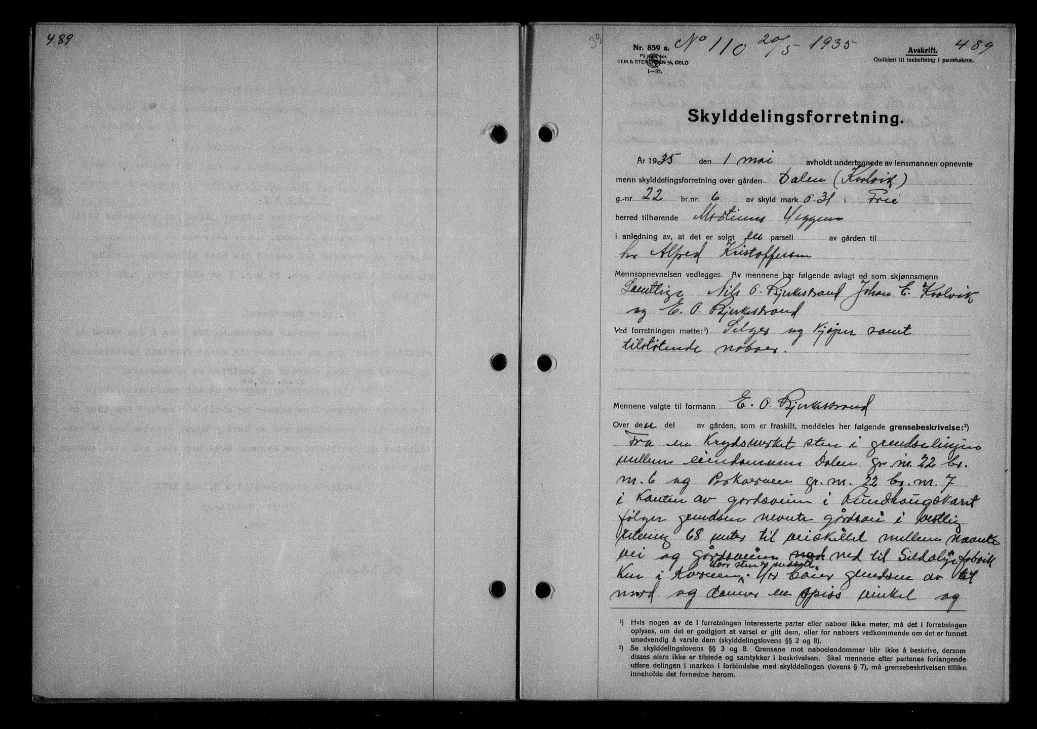 Nordmøre sorenskriveri, AV/SAT-A-4132/1/2/2Ca/L0084: Mortgage book no. 74, 1935-1935, Deed date: 20.05.1935